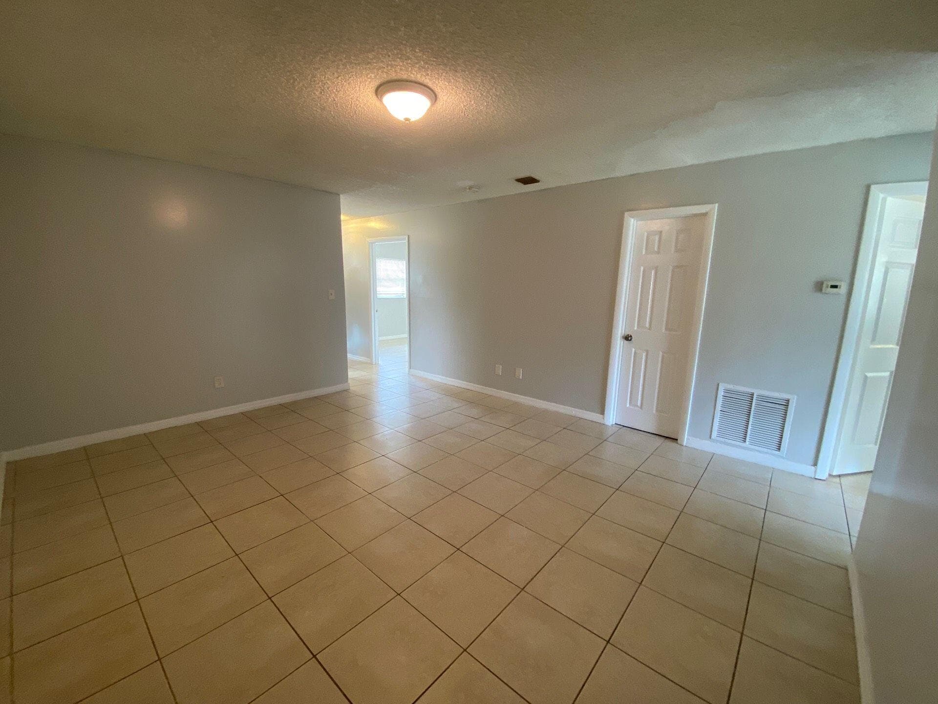 3208 Louisiana Avenue 3, Fort Pierce, FL 34947 — photo 5 of 11