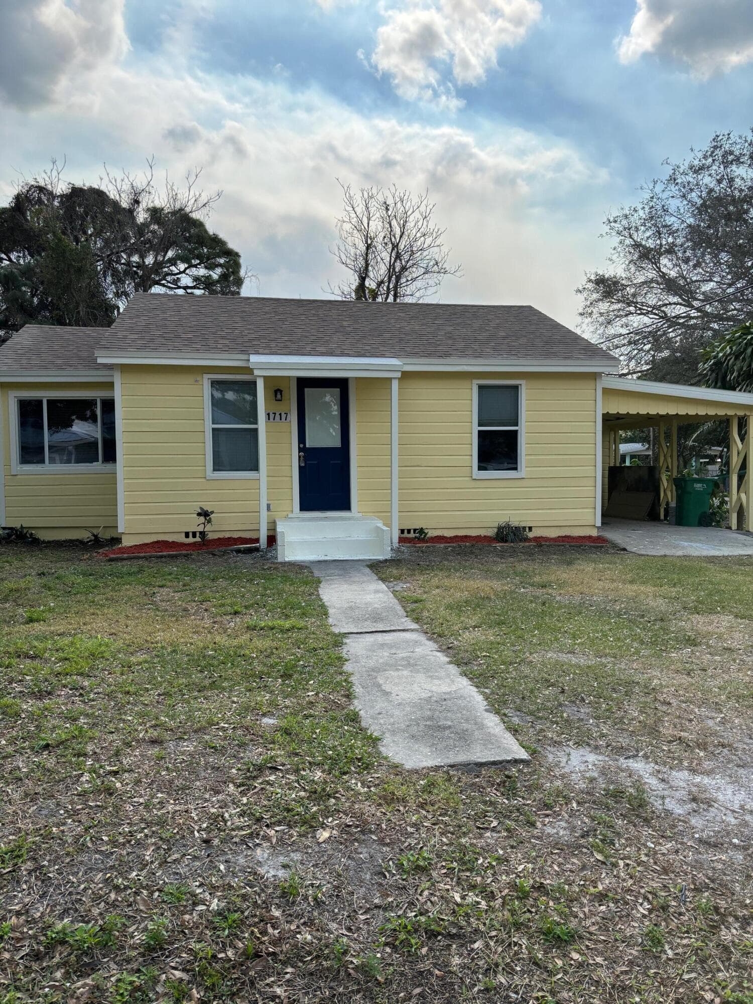 1717 Linwood Avenue, Fort Pierce, FL 34982 — photo 1 of 9