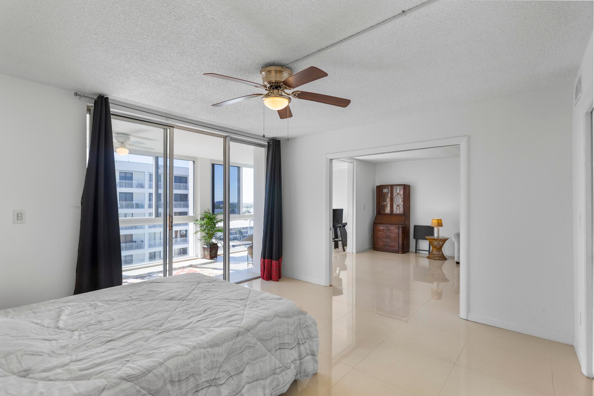 3100 NE 49th Street 1008, Fort Lauderdale, FL 33308 — photo 21 of 43
