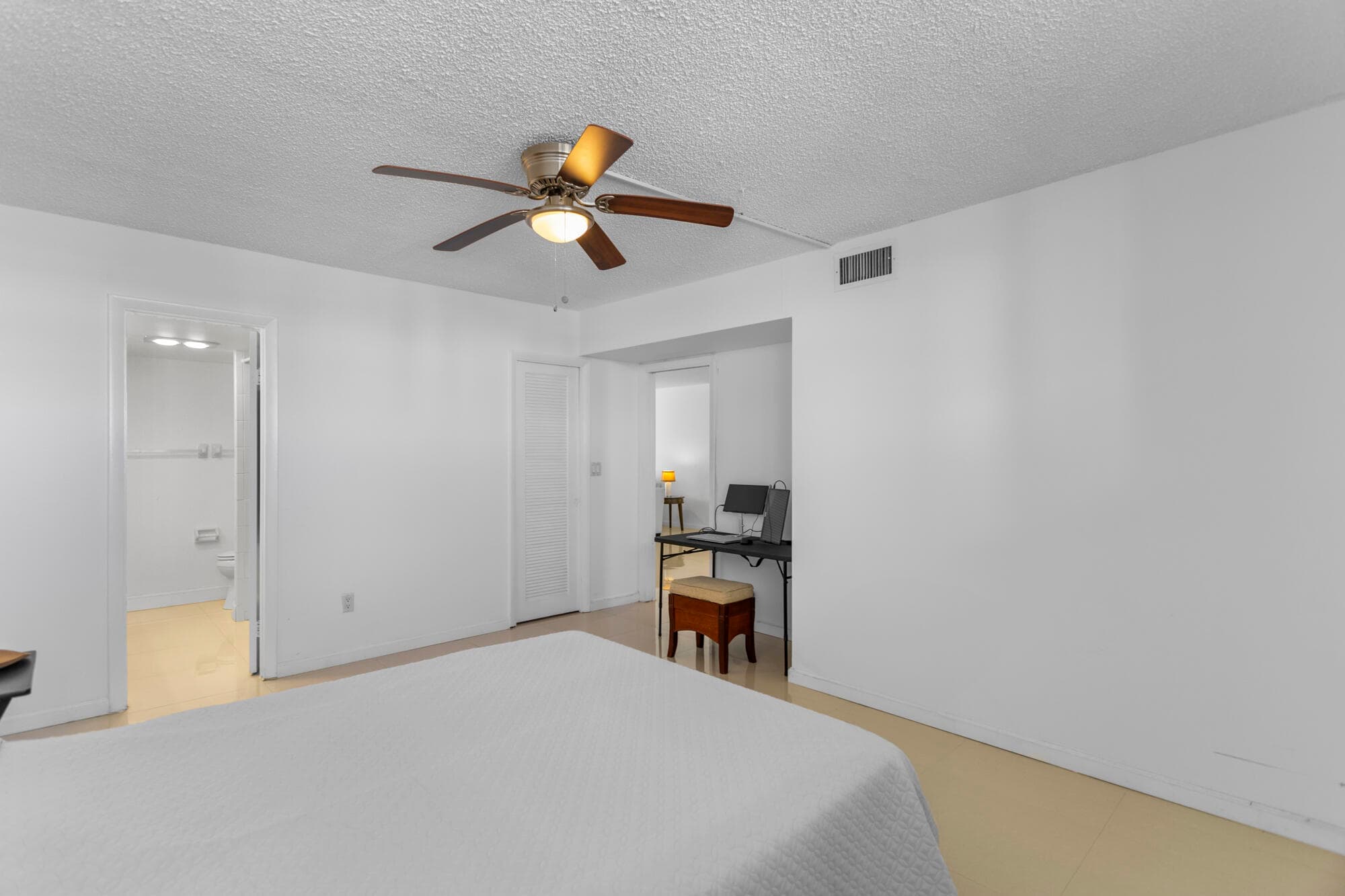 3100 NE 49th Street 1008, Fort Lauderdale, FL 33308 — photo 36 of 43