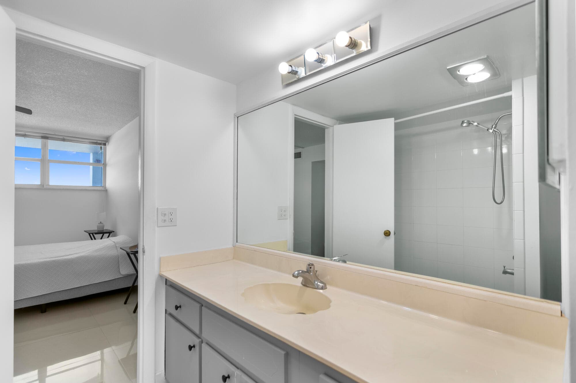 3100 NE 49th Street 1008, Fort Lauderdale, FL 33308 — photo 39 of 43