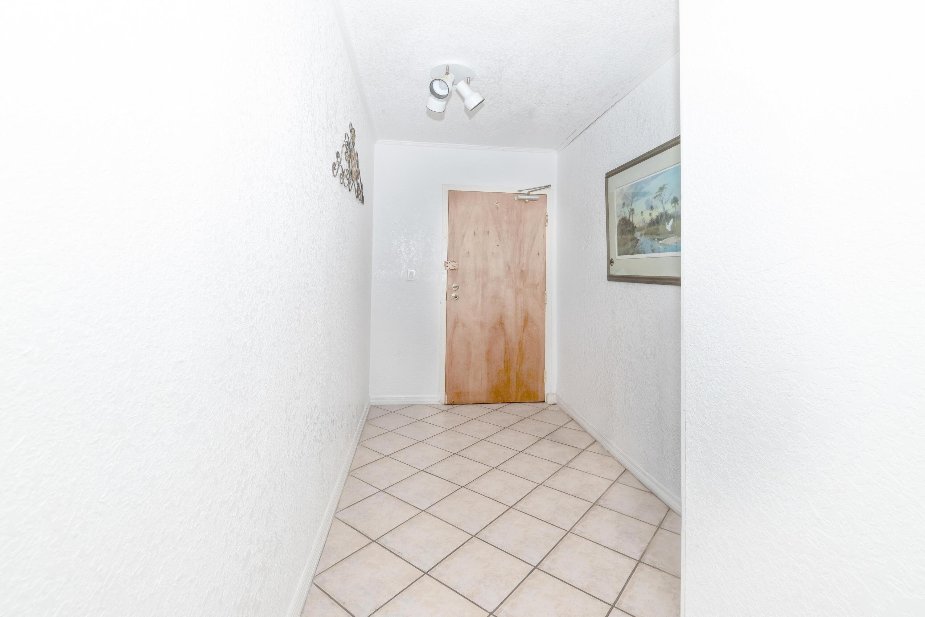 5055 NW 7th Street 610, Miami, FL 33126 — photo 28 of 30