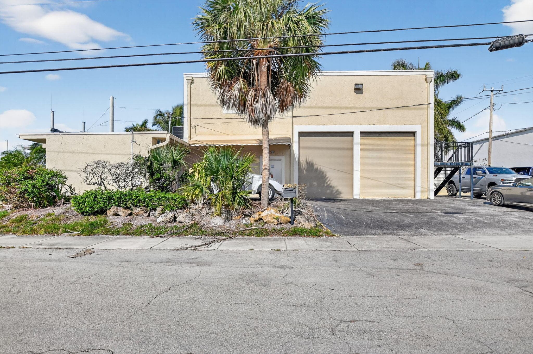13 SW 10th Street, Deerfield Beach, FL 33441 — photo 9 of 36