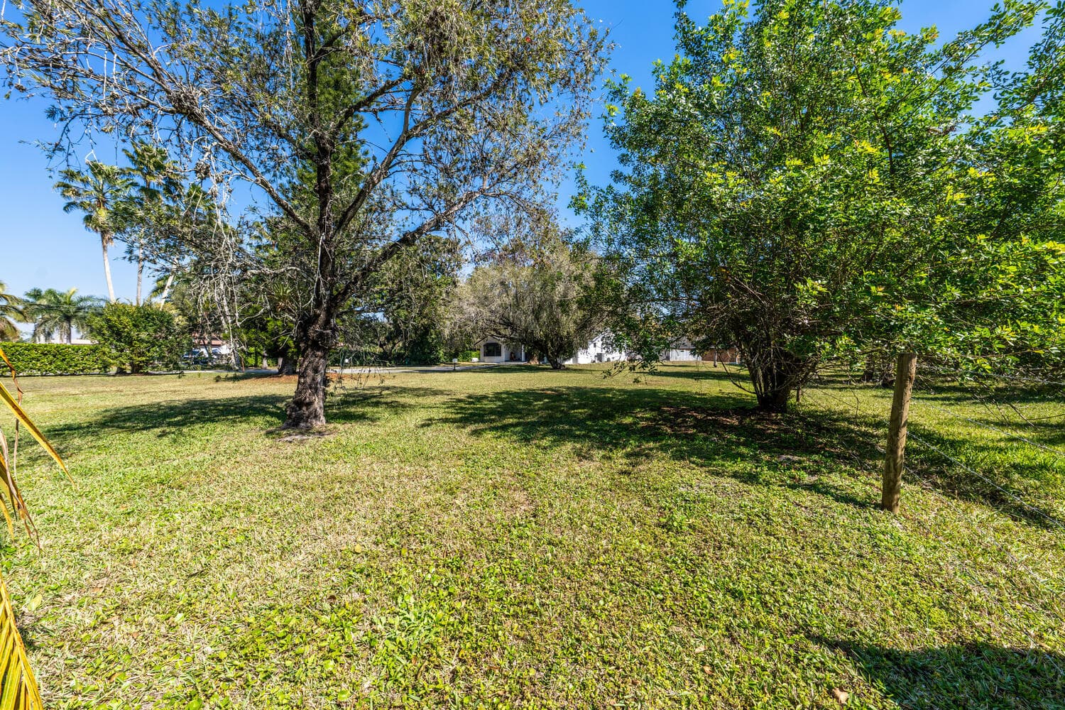 1710 SW 142nd Avenue, Davie, FL 33325 — photo 46 of 76