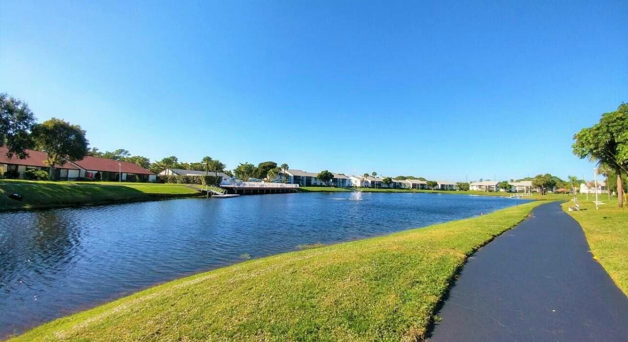 1007 Green Pine Boulevard D2, West Palm Beach, FL 33409 — photo 27 of 29