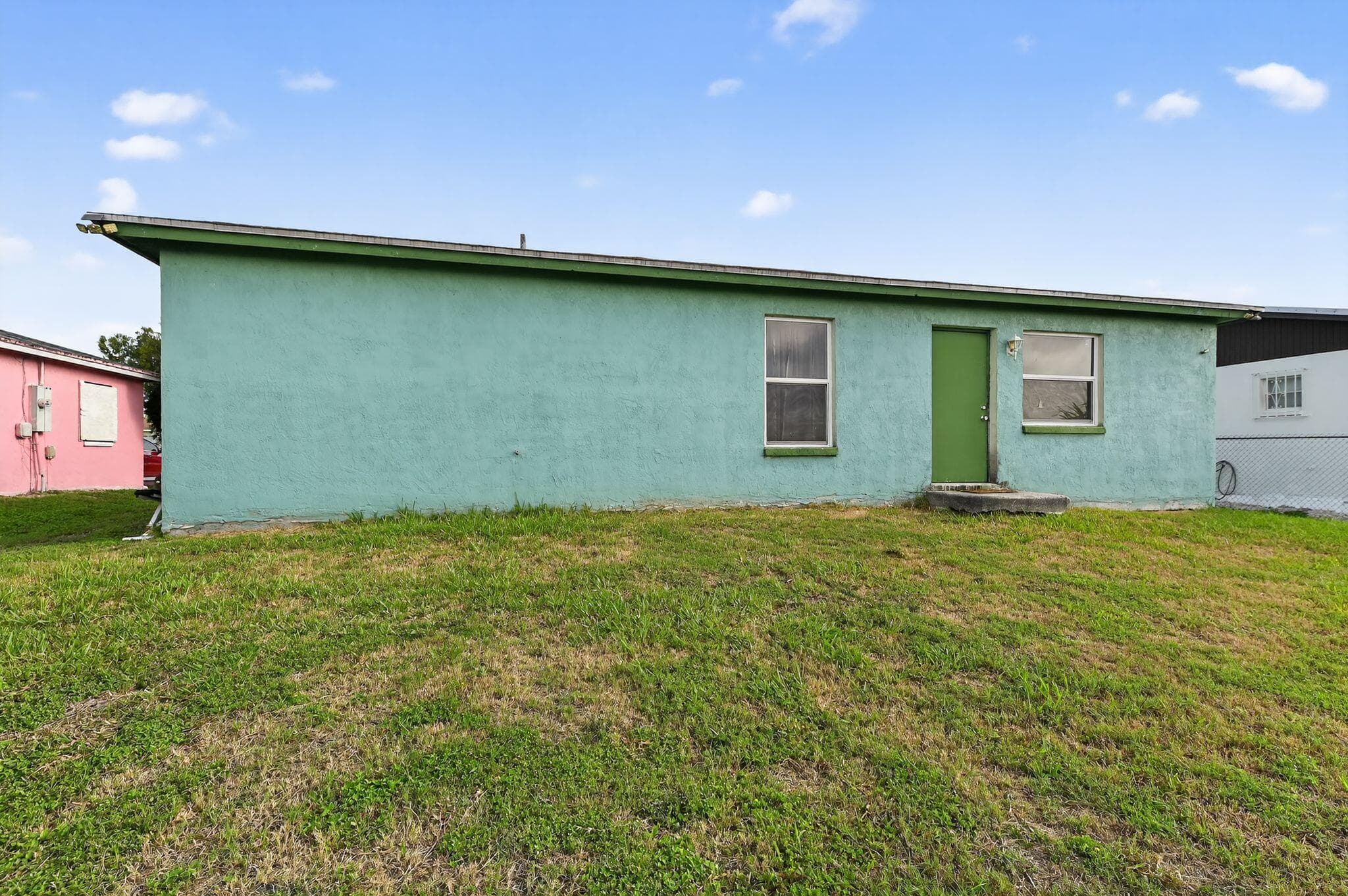 1582 Reverend Jesse Biggs Boulevard, Pahokee, FL 33476 — photo 3 of 39