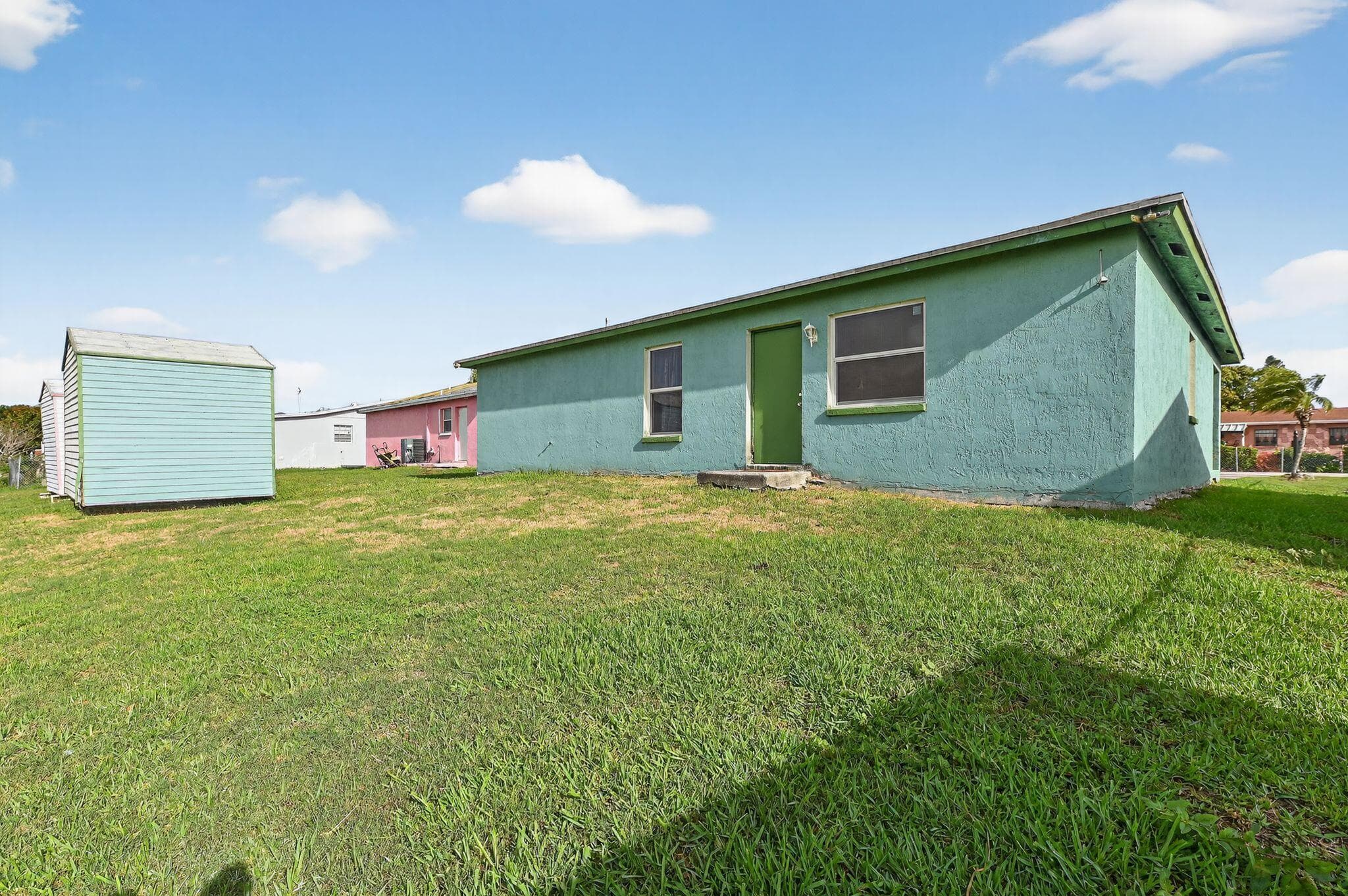 1582 Reverend Jesse Biggs Boulevard, Pahokee, FL 33476 — photo 5 of 39