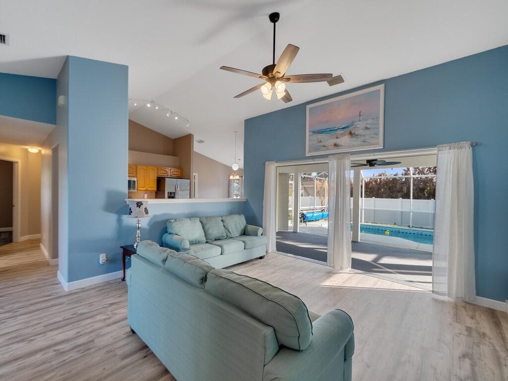 492 Biscayne Lane, Sebastian, FL 32958 — photo 7 of 33