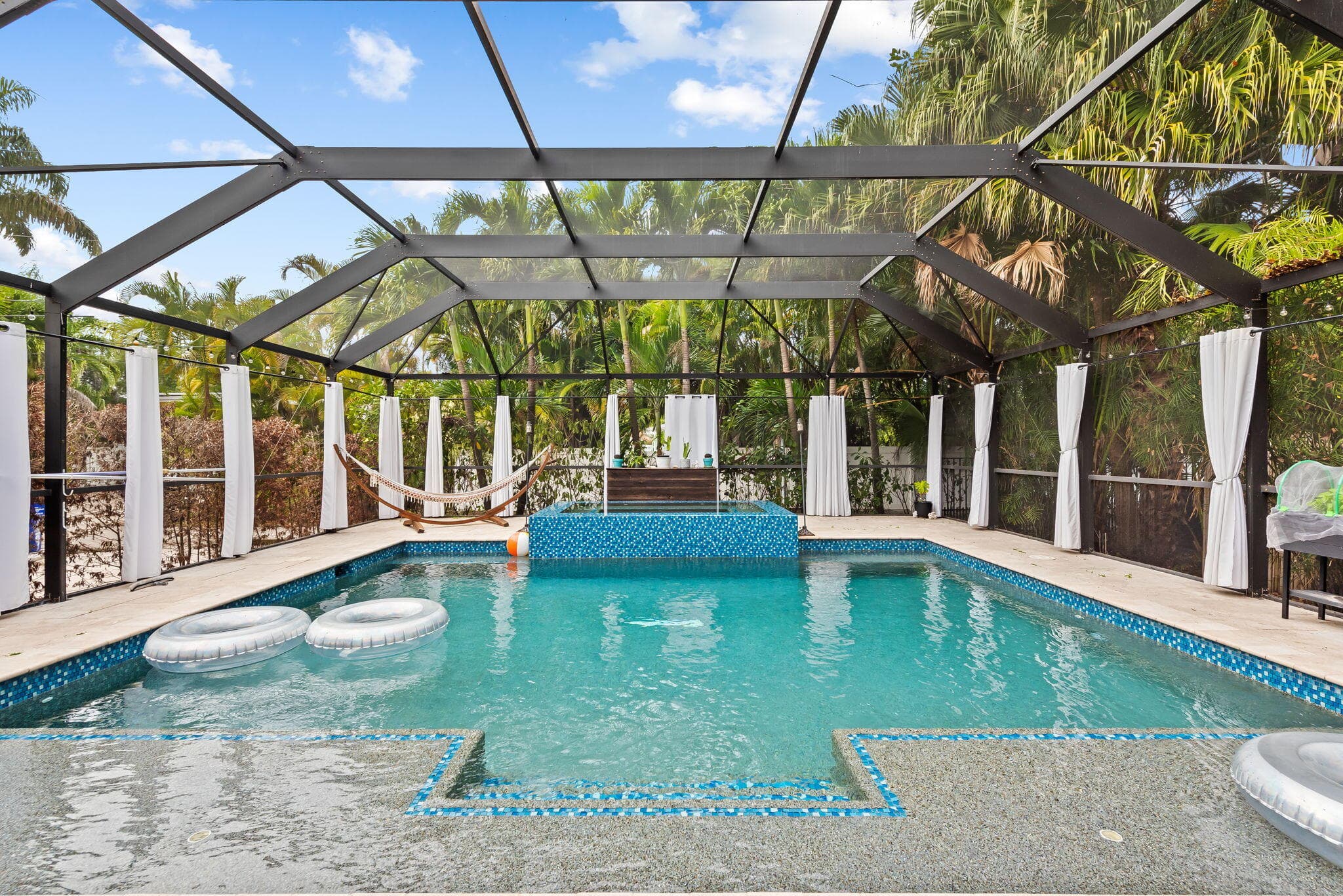 939 Buchanan Street, Hollywood, FL 33019 — photo 11 of 29