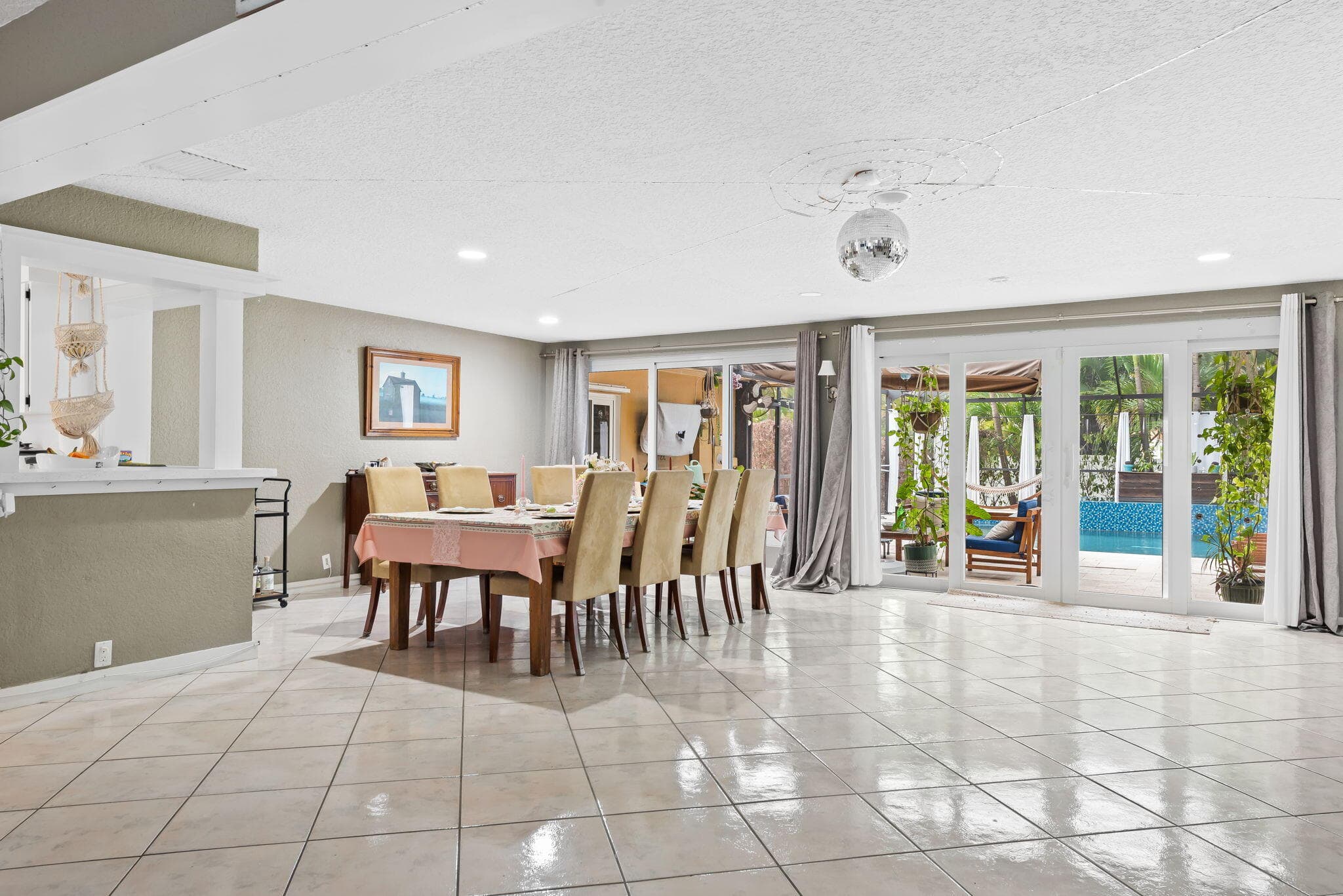 939 Buchanan Street, Hollywood, FL 33019 — photo 13 of 29