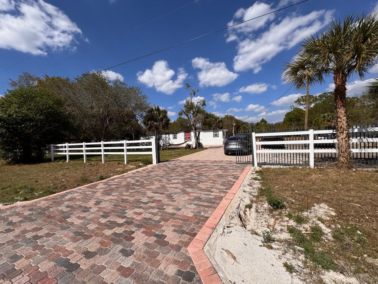 357 Hunting Club Avenue, Clewiston, FL 33440 — photo 2 of 37