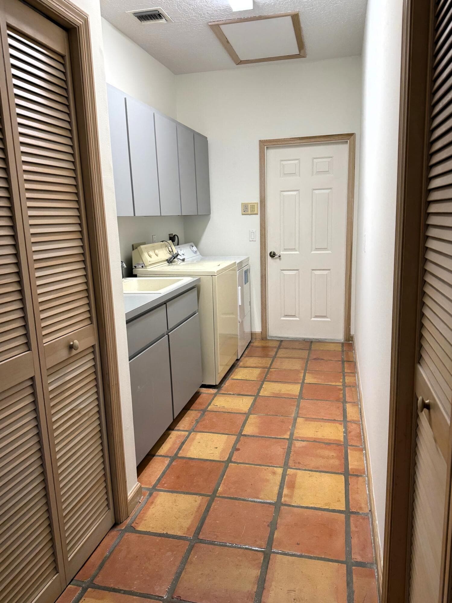 4 Lochwick Road, Palm Beach Gardens, FL 33418 — photo 22 of 35