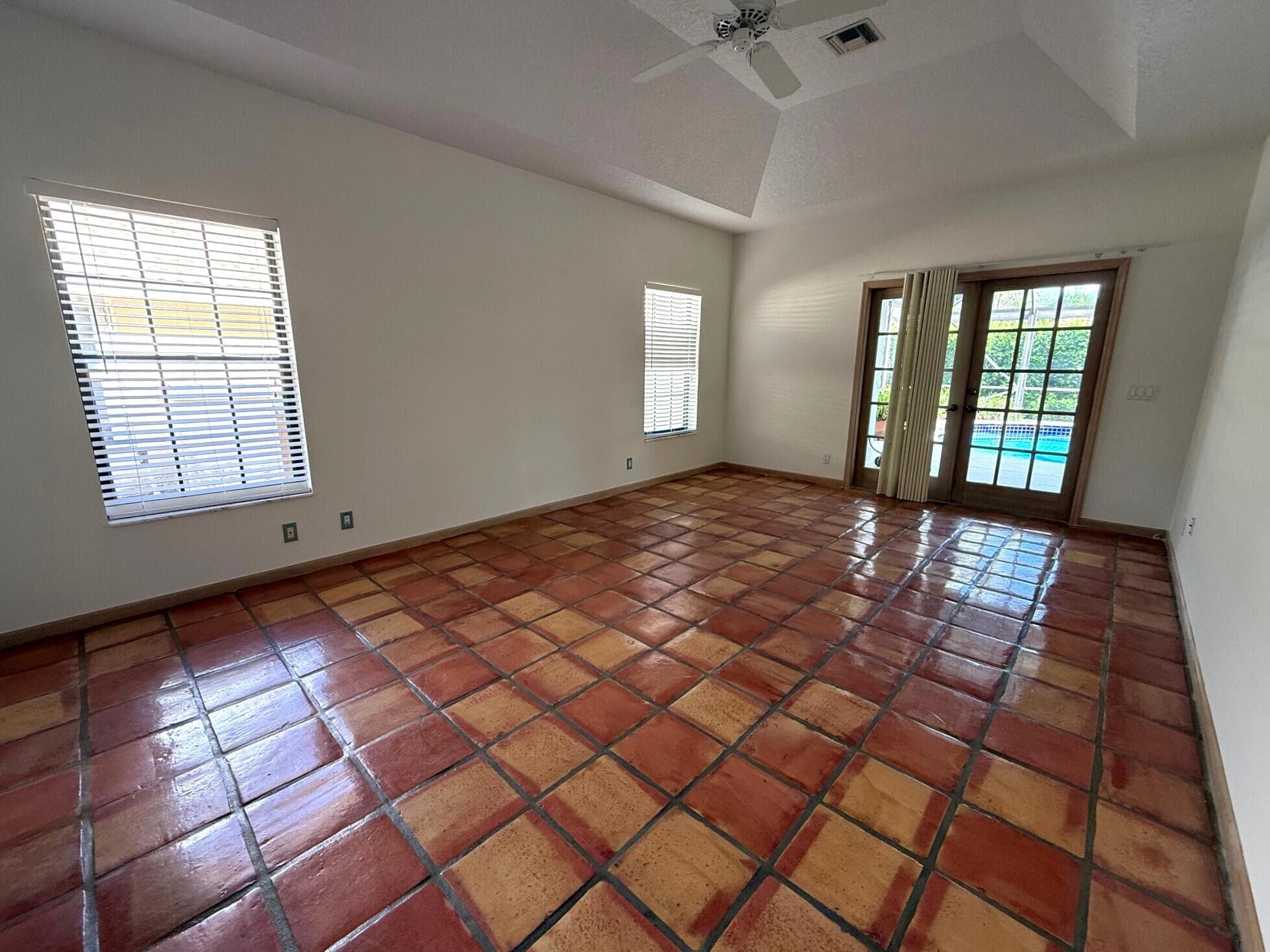 4 Lochwick Road, Palm Beach Gardens, FL 33418 — photo 13 of 35
