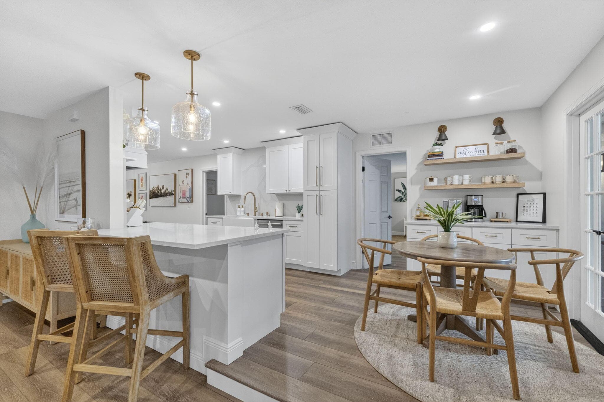 903 SW 28th Avenue, Boynton Beach, FL 33435 — photo 14 of 59