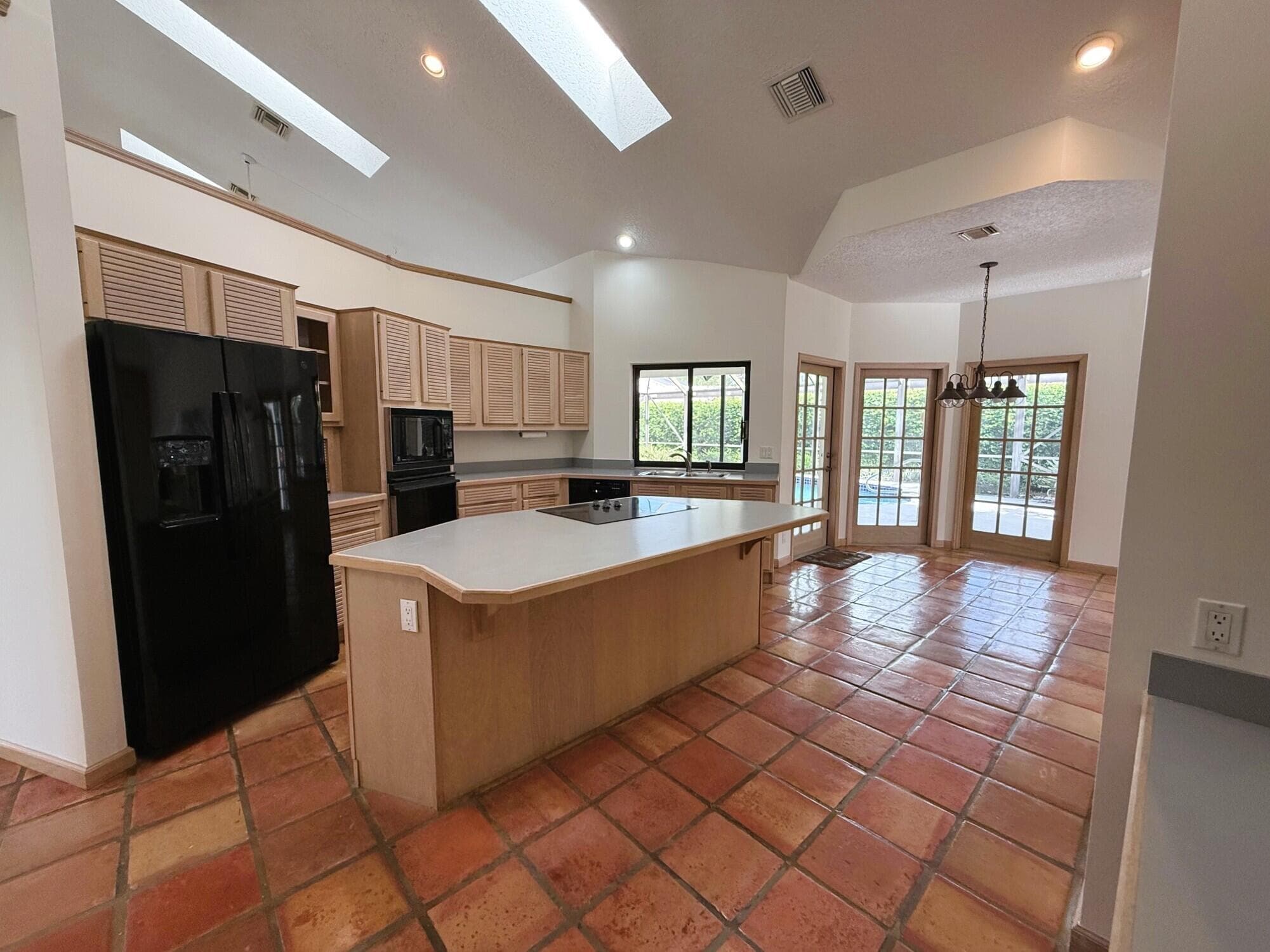 4 Lochwick Road, Palm Beach Gardens, FL 33418 — photo 8 of 35