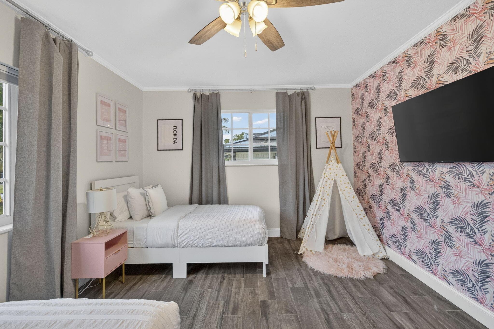 903 SW 28th Avenue, Boynton Beach, FL 33435 — photo 32 of 59