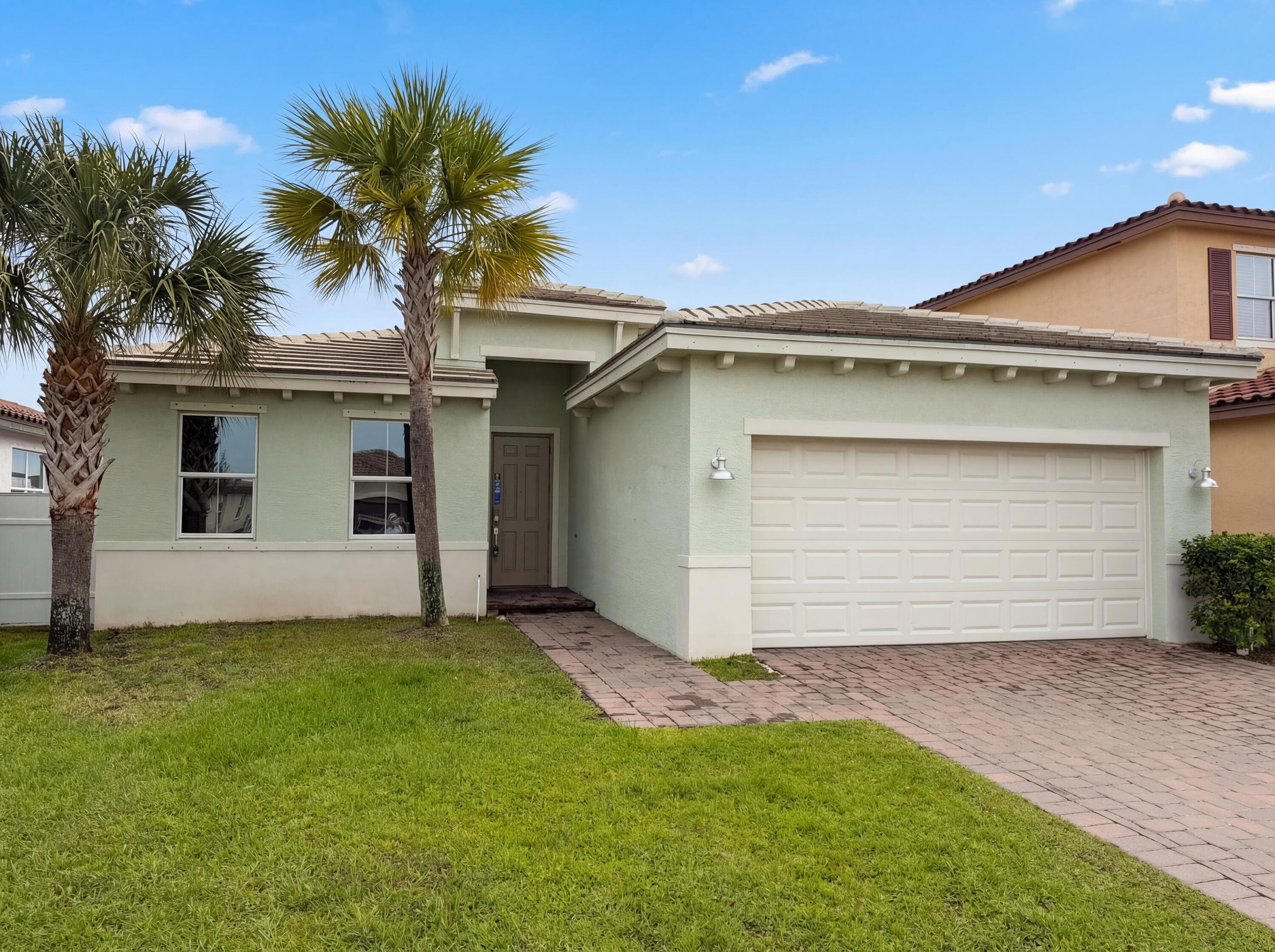 12473 NW Lynch Lane, FL 34987 — photo 7 of 28