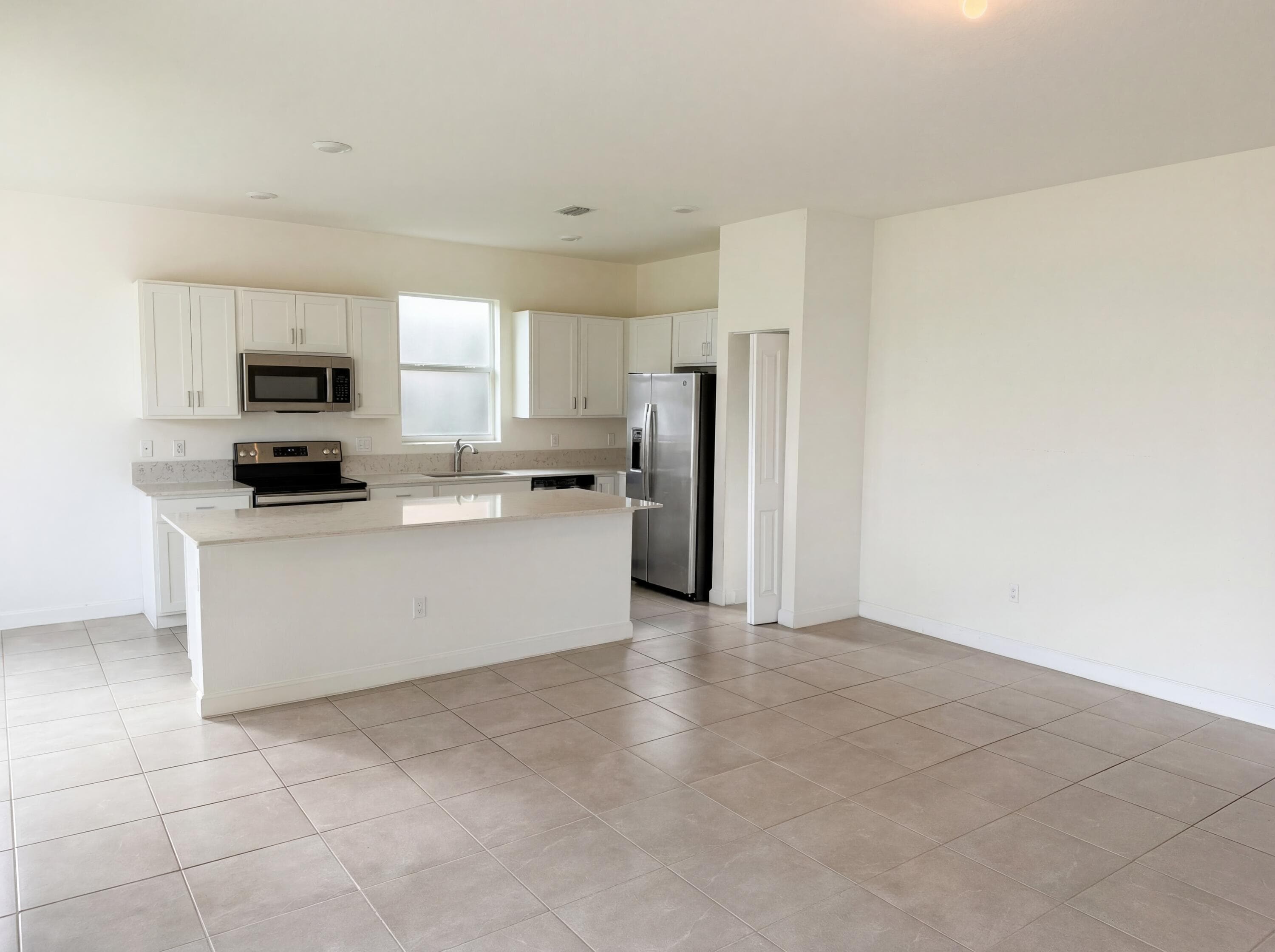 12473 NW Lynch Lane, FL 34987 — photo 14 of 28