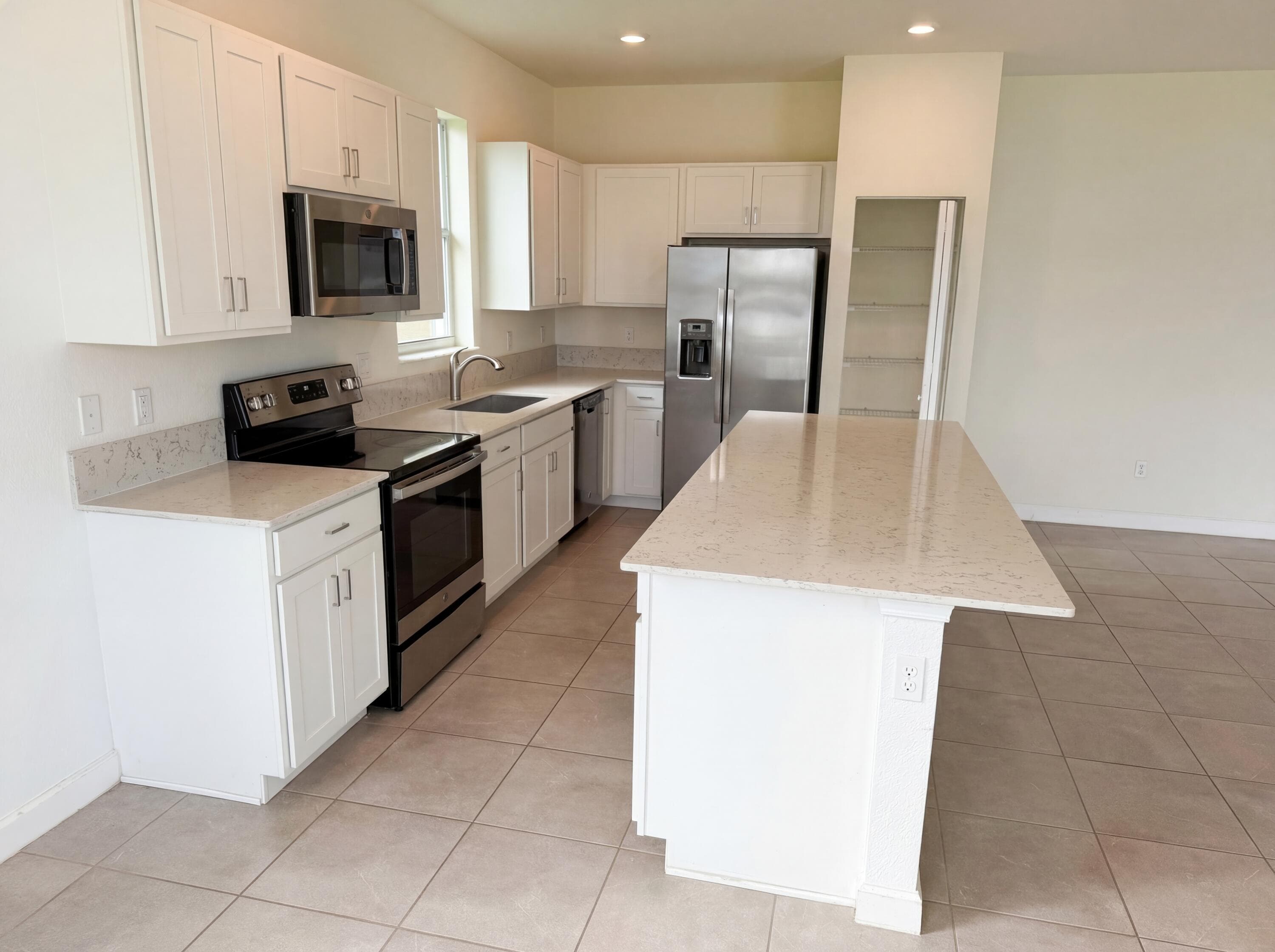 12473 NW Lynch Lane, FL 34987 — photo 18 of 28