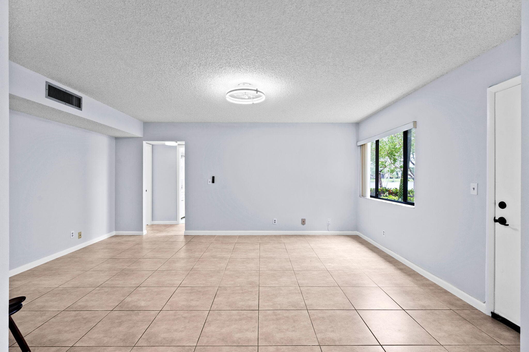 5310 Las Verdes Circle 106, Delray Beach, FL 33484 — photo 6 of 48