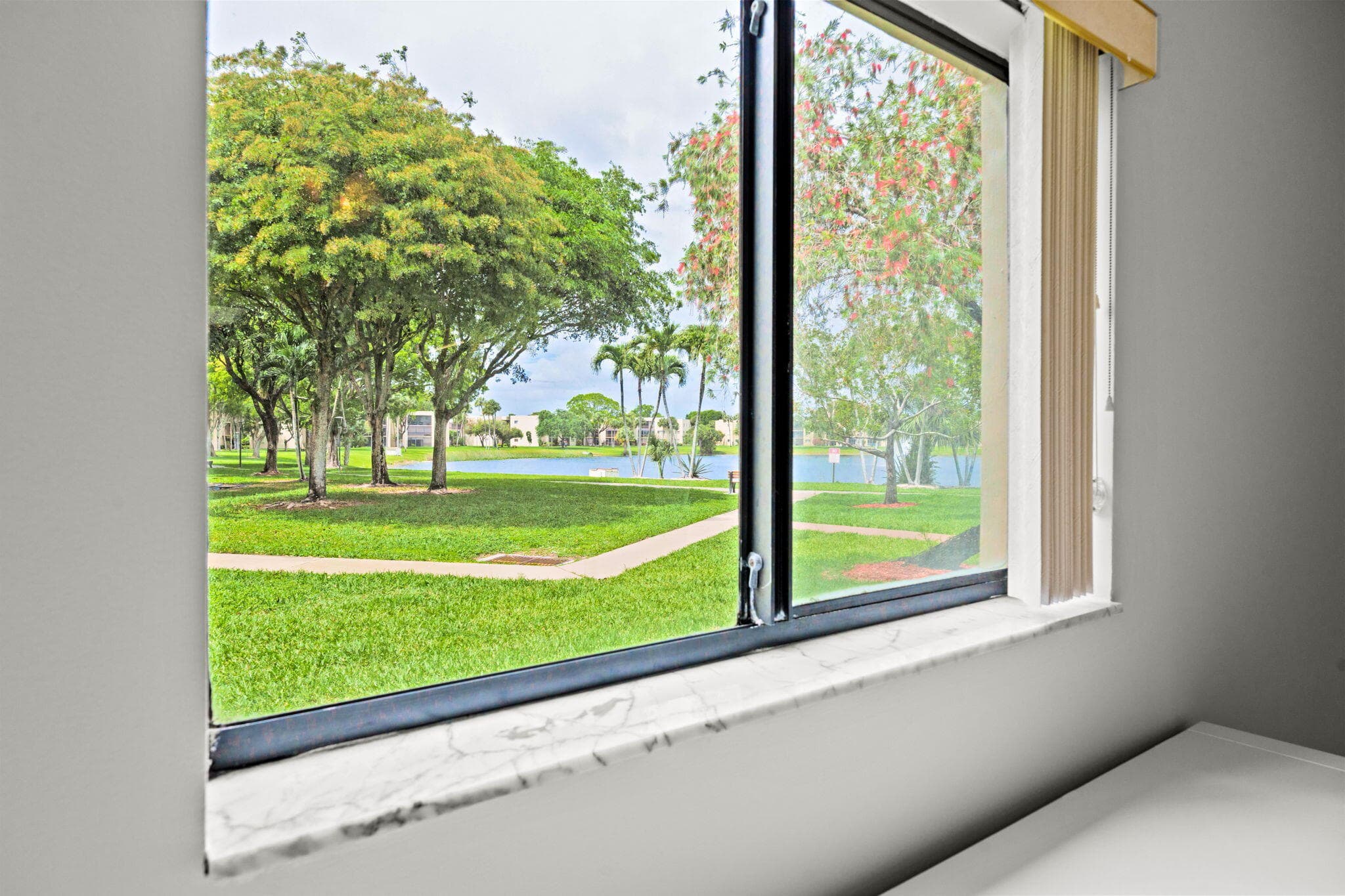 5310 Las Verdes Circle 106, Delray Beach, FL 33484 — photo 14 of 48