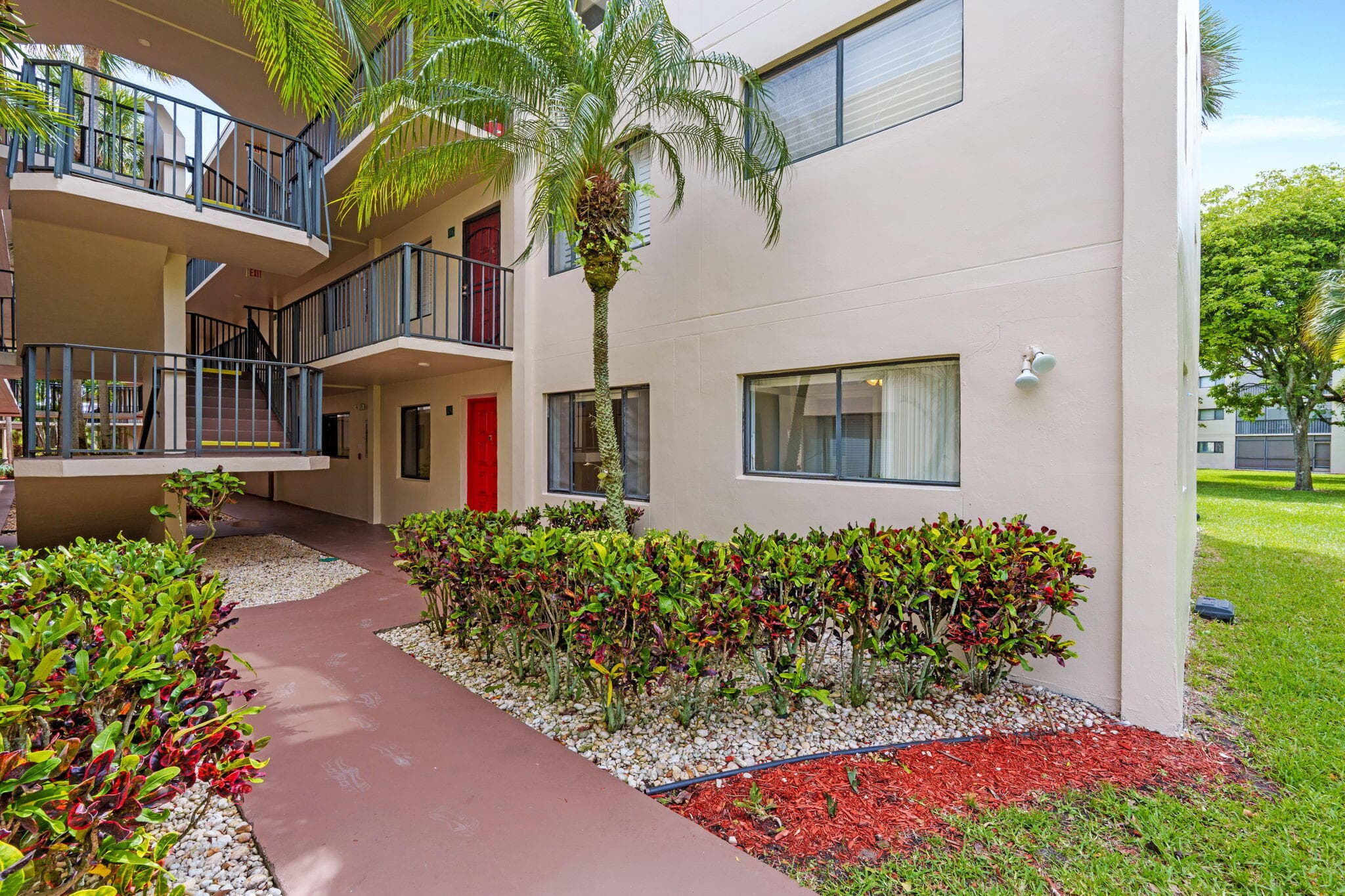 5310 Las Verdes Circle 106, Delray Beach, FL 33484 — photo 1 of 48