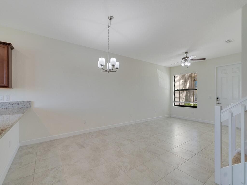 9878 E Villa Circle, Vero Beach, FL 32966 — photo 21 of 48