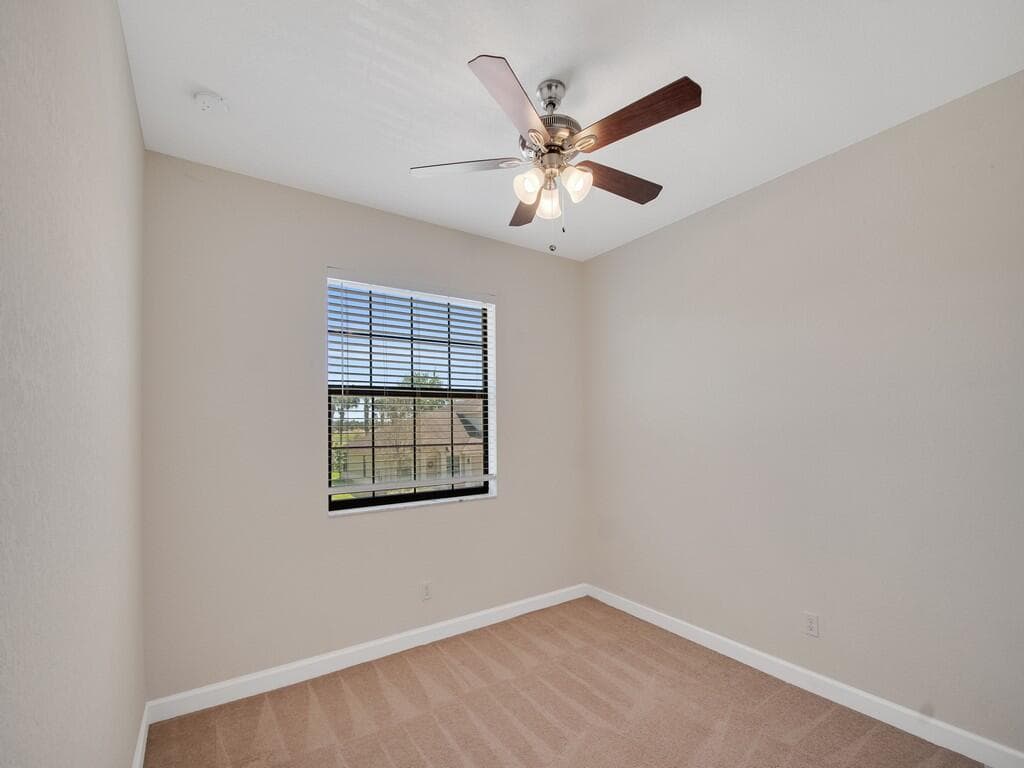 9878 E Villa Circle, Vero Beach, FL 32966 — photo 25 of 48