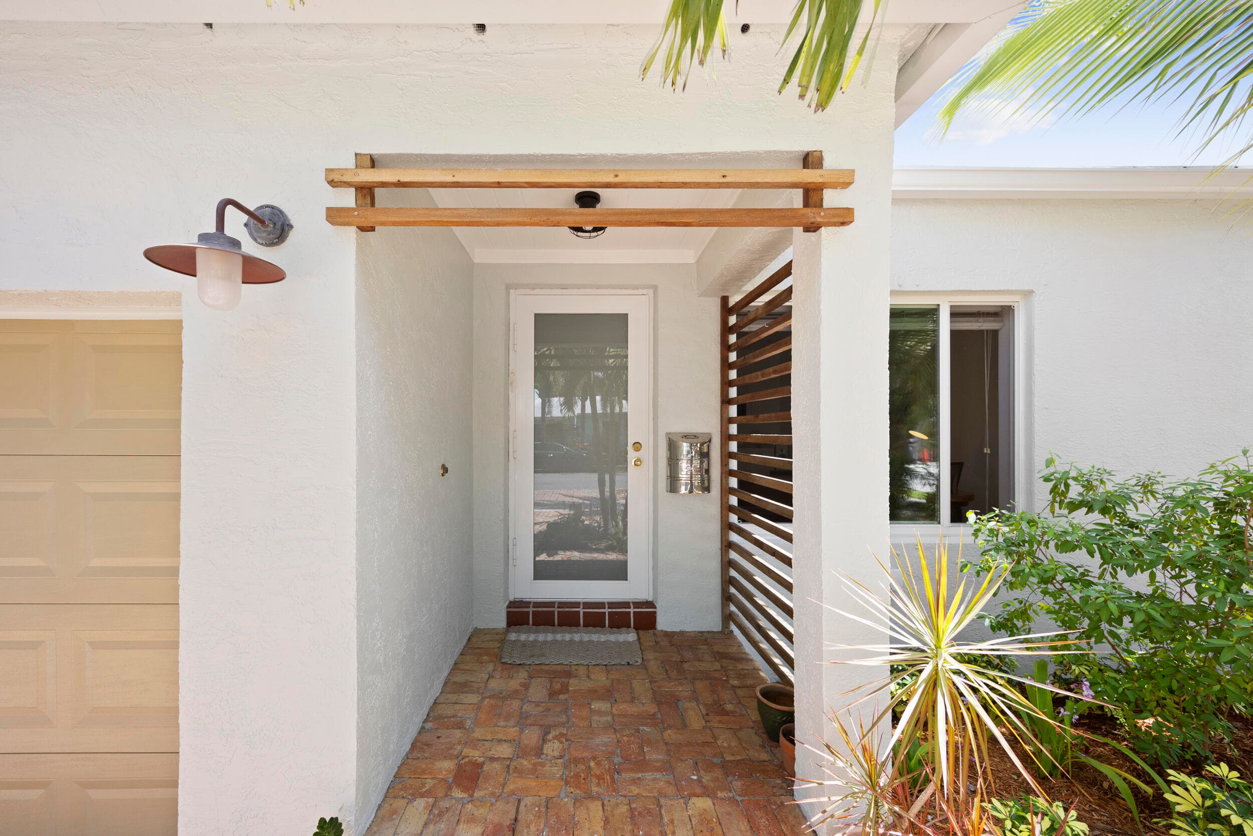 634 NE 17th Way, Fort Lauderdale, FL 33304 — photo 4 of 66