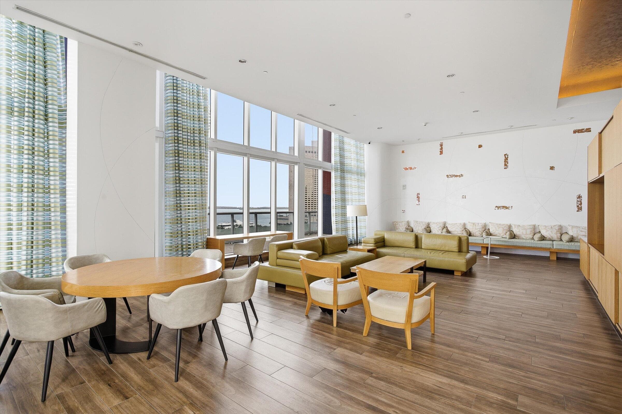 50 Biscayne Boulevard 4603, Miami, FL 33132 — photo 32 of 54