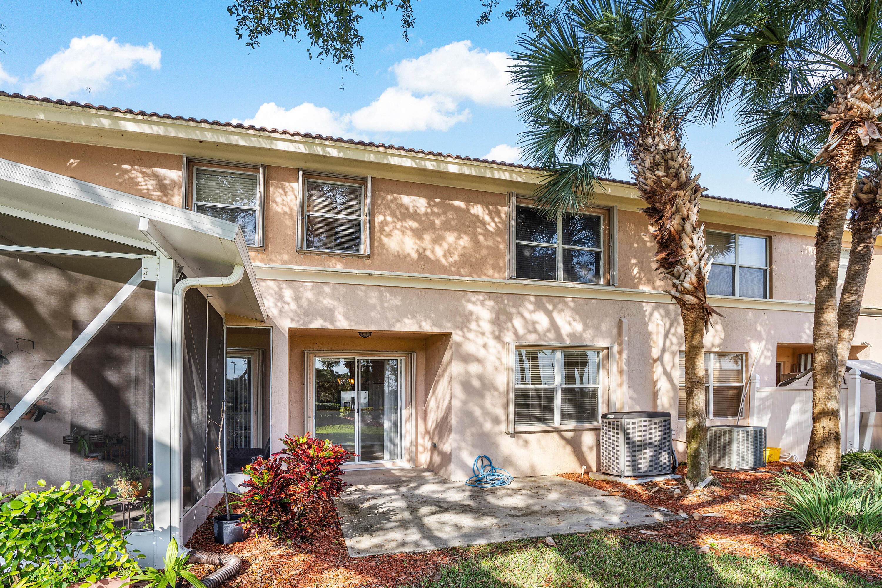 389 River Bluff Lane, Royal Palm Beach, FL 33411 — photo 15 of 23