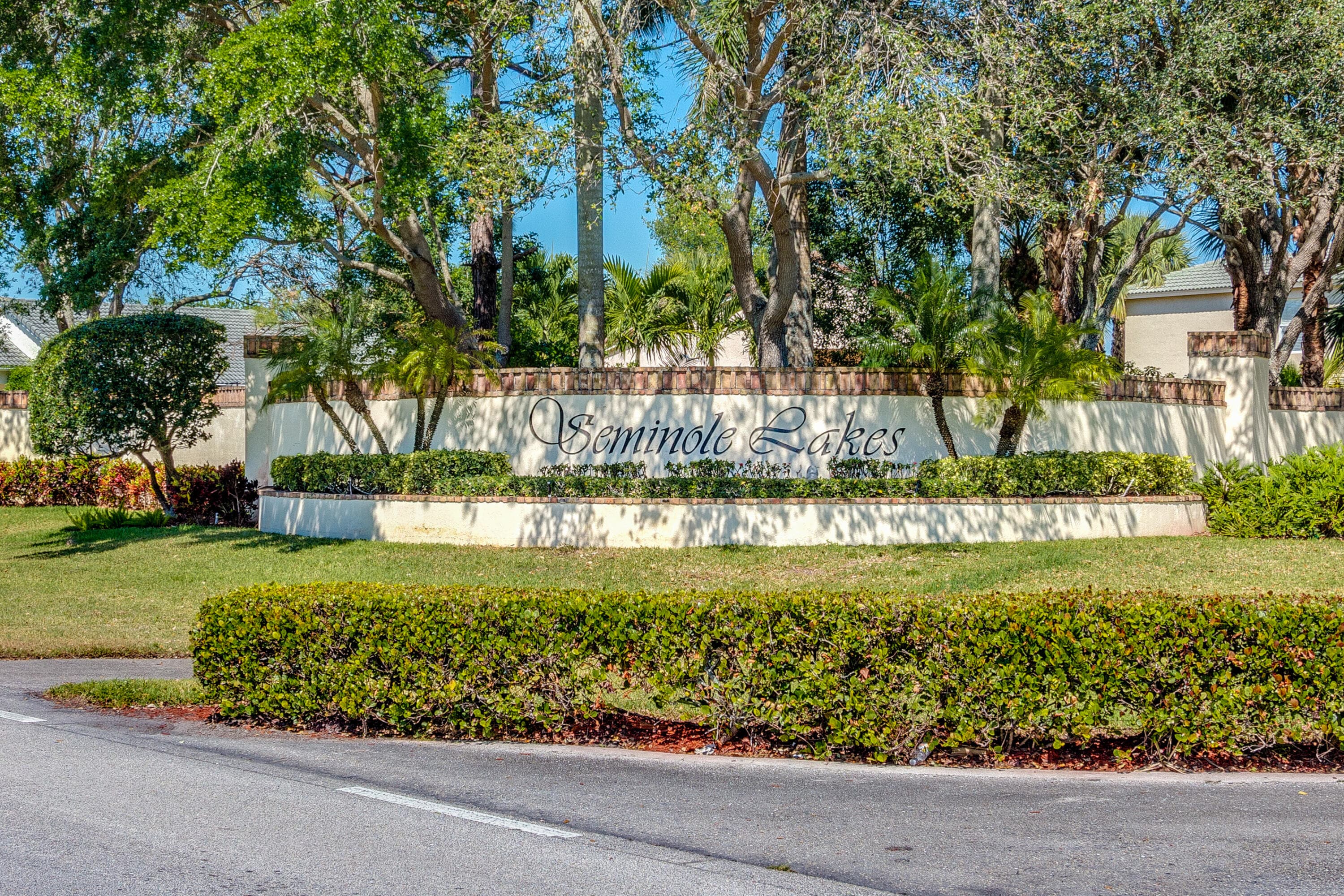 389 River Bluff Lane, Royal Palm Beach, FL 33411 — photo 21 of 23