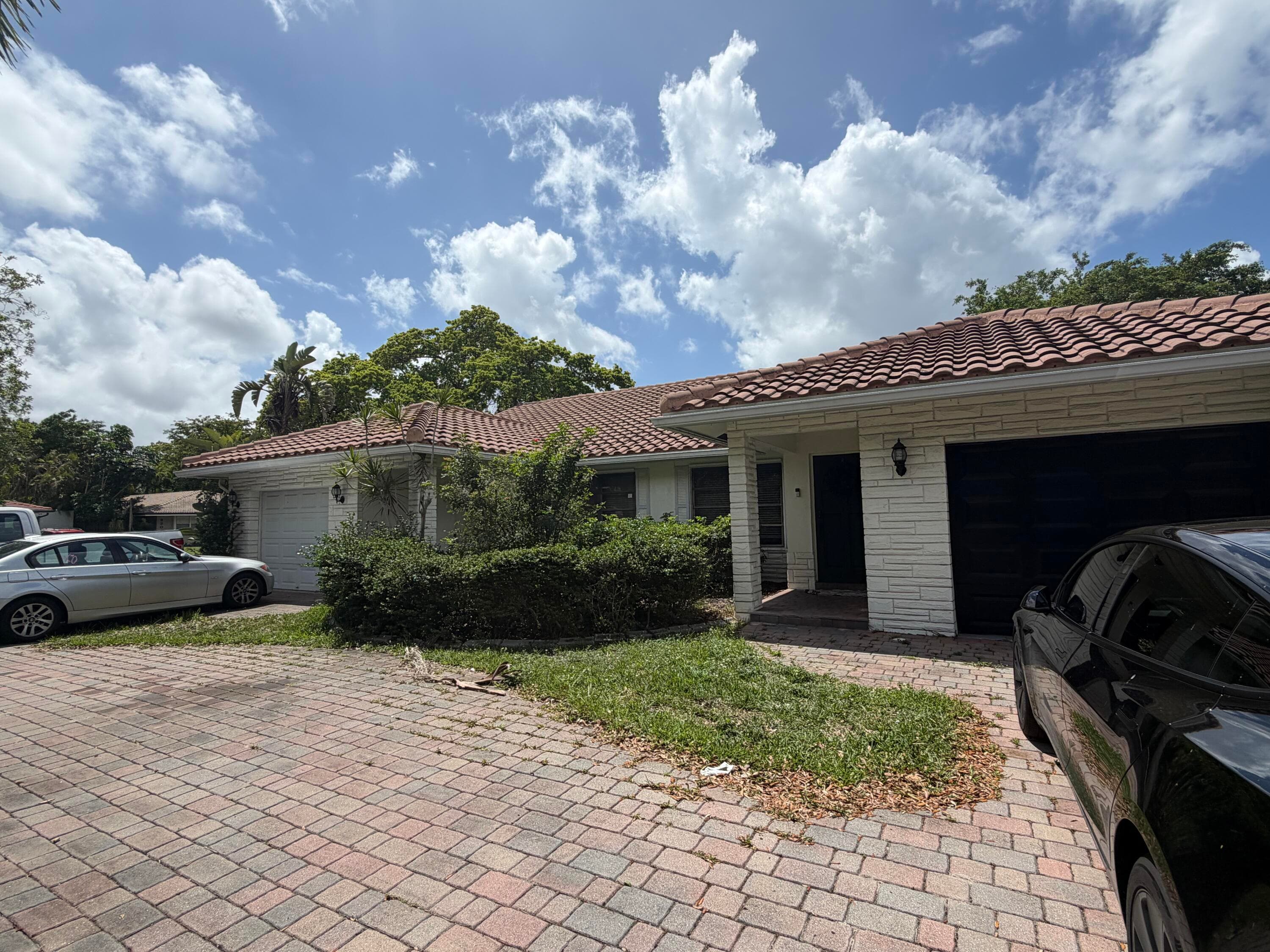1410 NW 93rd Terrace, Coral Springs, FL 33071 — photo 2 of 17
