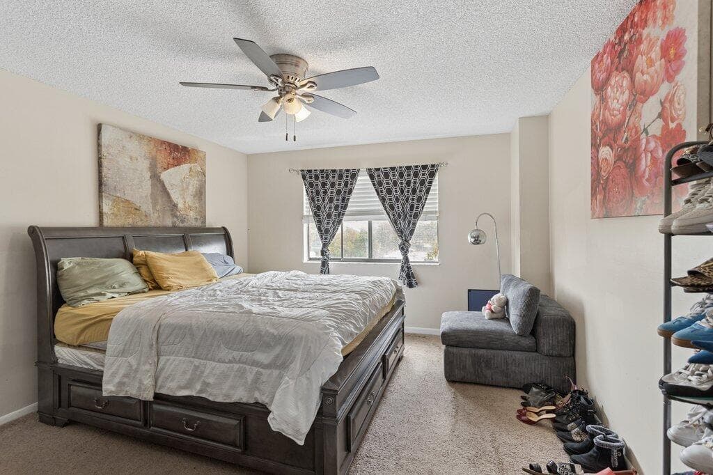8030 Hampton Boulevard 404, North Lauderdale, FL 33068 — photo 7 of 21