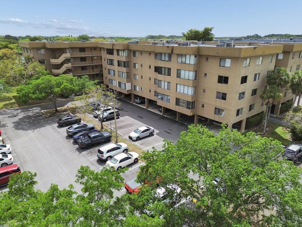 8030 Hampton Boulevard 404, North Lauderdale, FL 33068 — photo 21 of 21