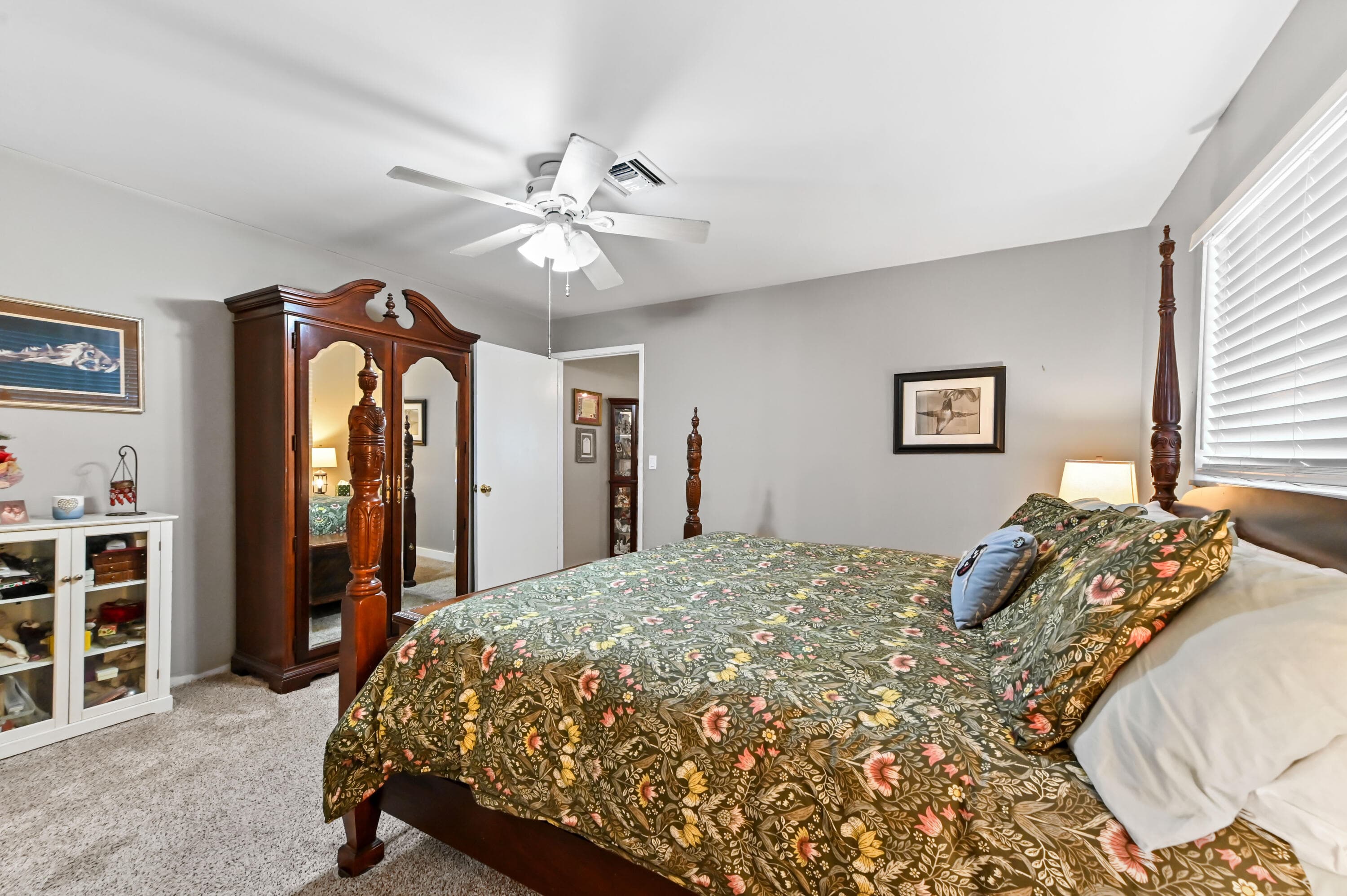 1560 Roy Drive, West Palm Beach, FL 33415 — photo 14 of 46