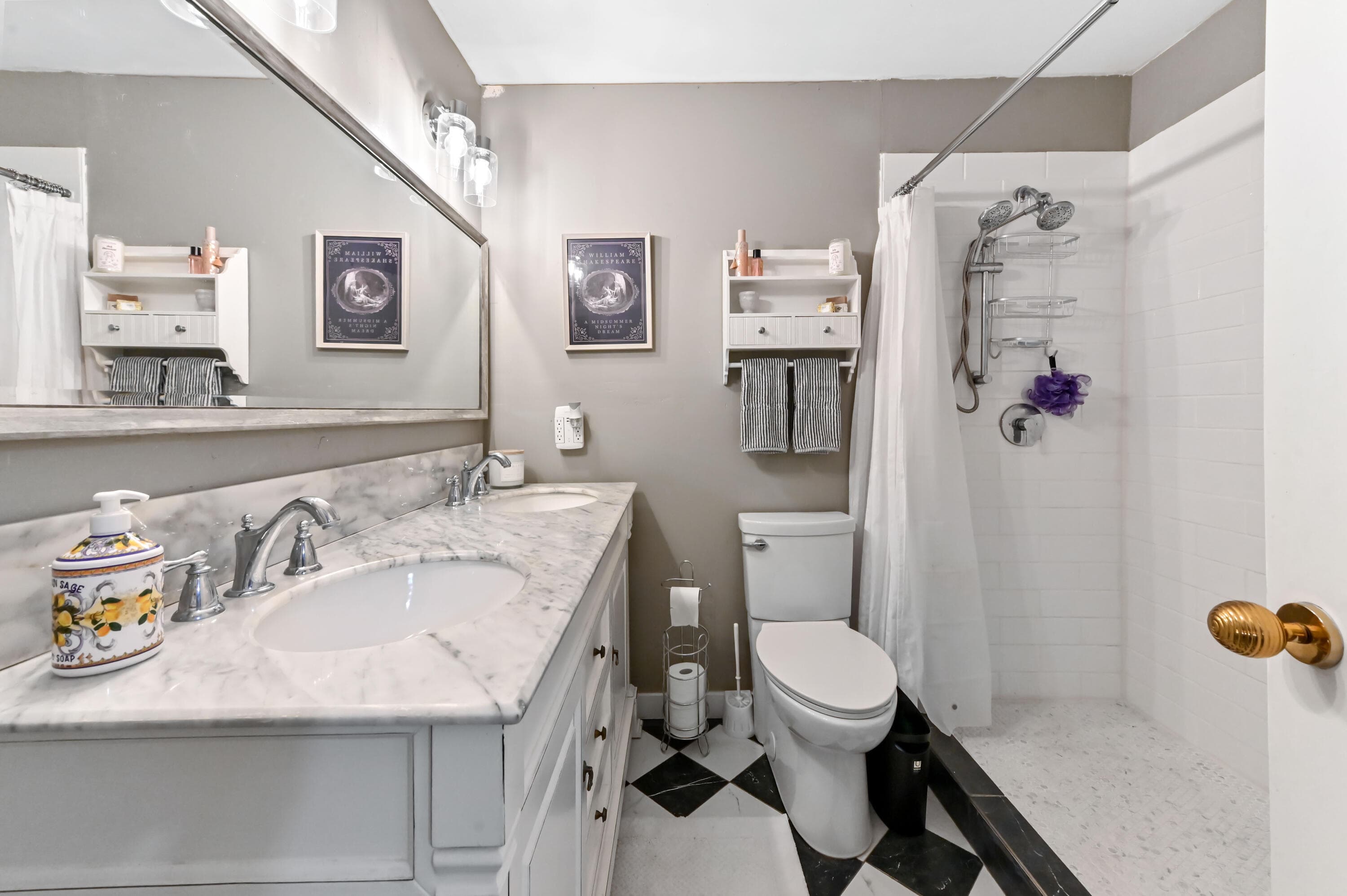 1560 Roy Drive, West Palm Beach, FL 33415 — photo 15 of 46