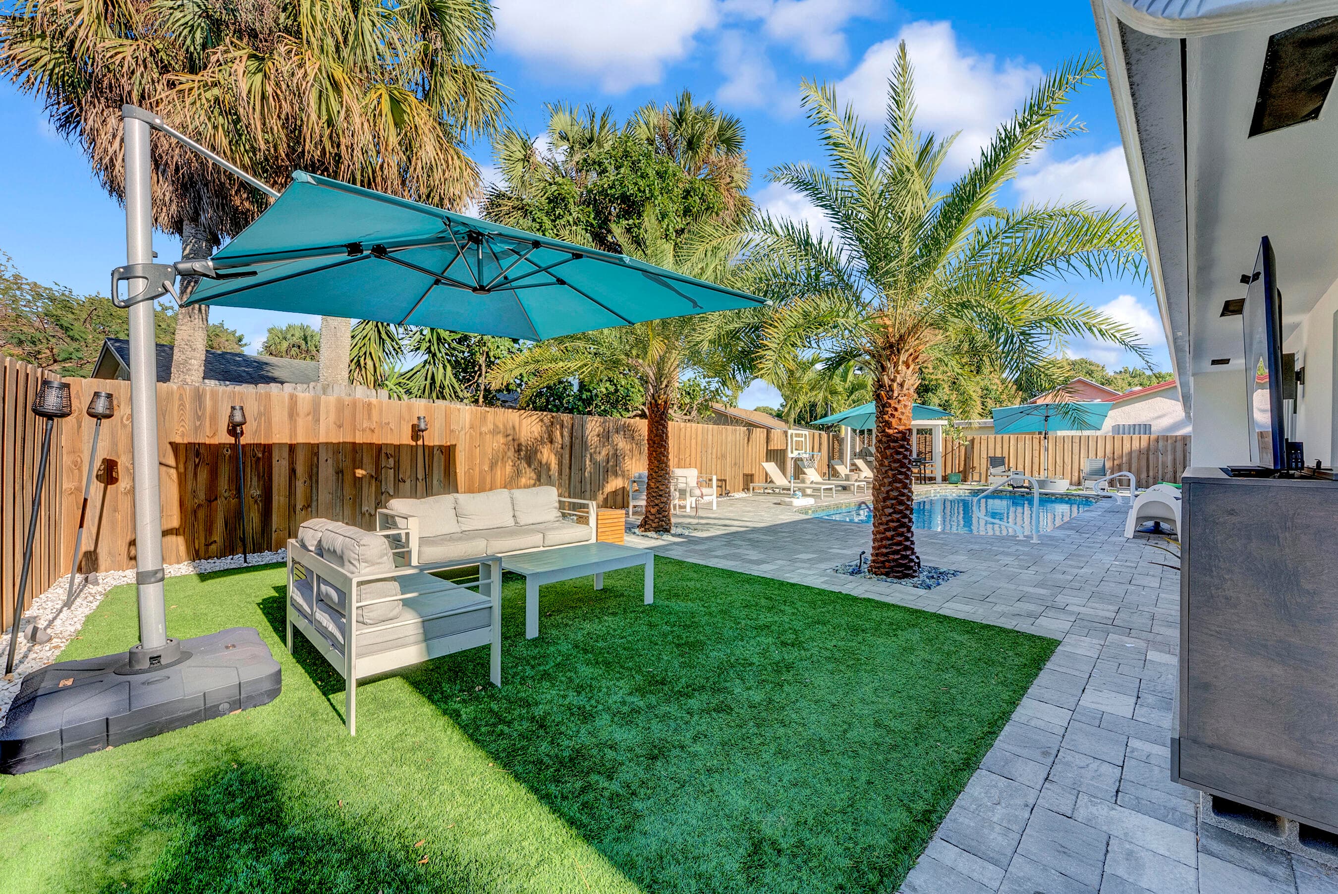 707 W Boulevard Chatelaine, Delray Beach, FL 33445 — photo 43 of 58