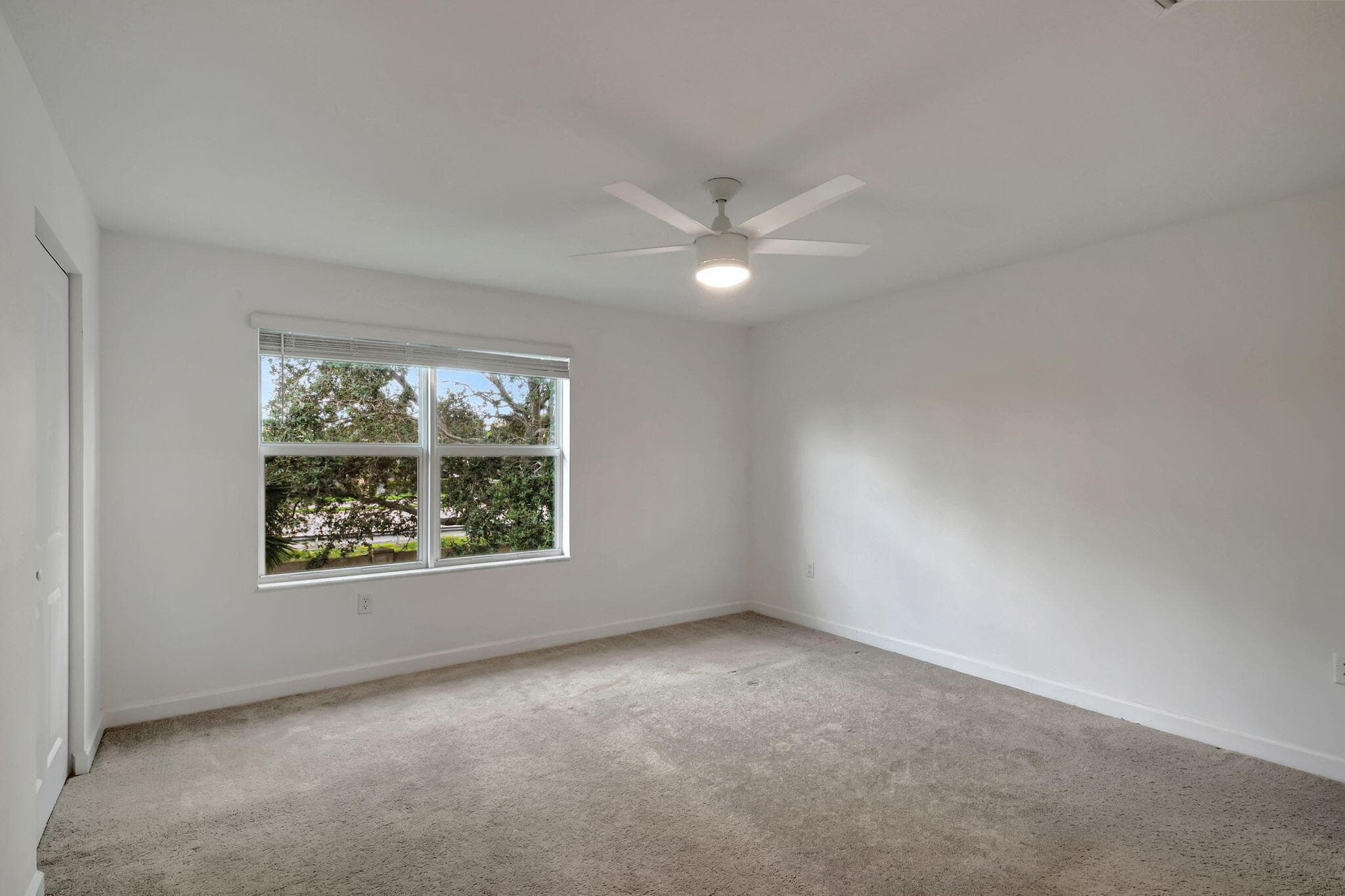6851 Broadwater Lane, Lake Worth, FL 33467 — photo 8 of 36