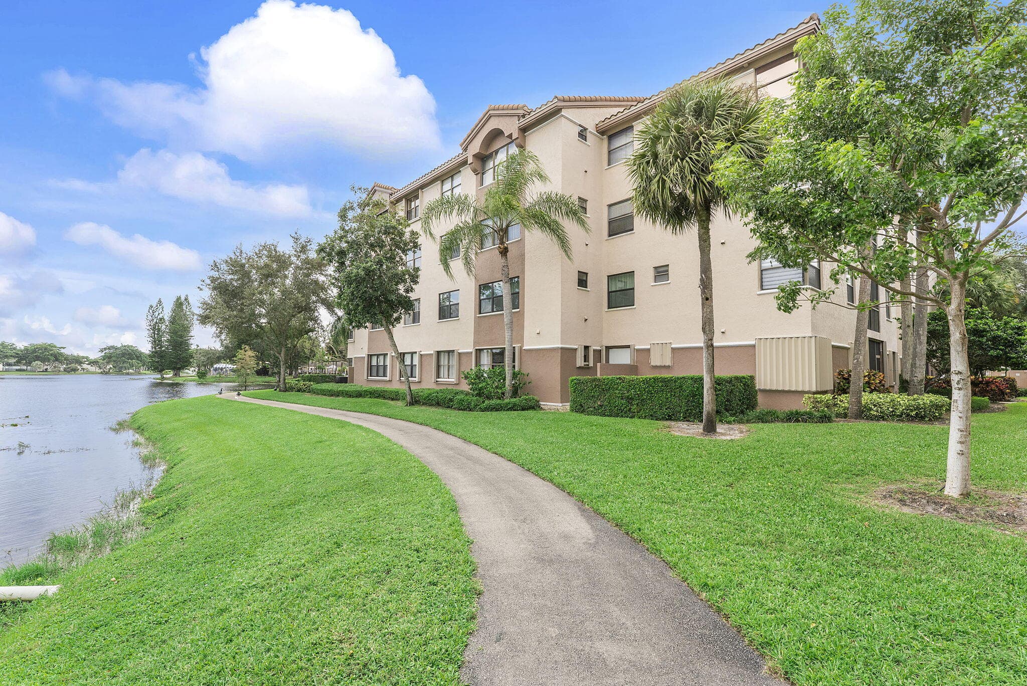 4400 NW 30th Street 328, Coconut Creek, FL 33066 — photo 2 of 21