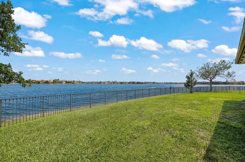 8691 Lakeside Bend, Parkland, FL 33076 — photo 9 of 12
