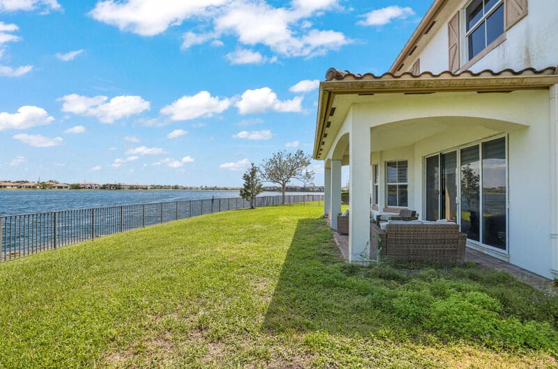 8691 Lakeside Bend, Parkland, FL 33076 — photo 10 of 12