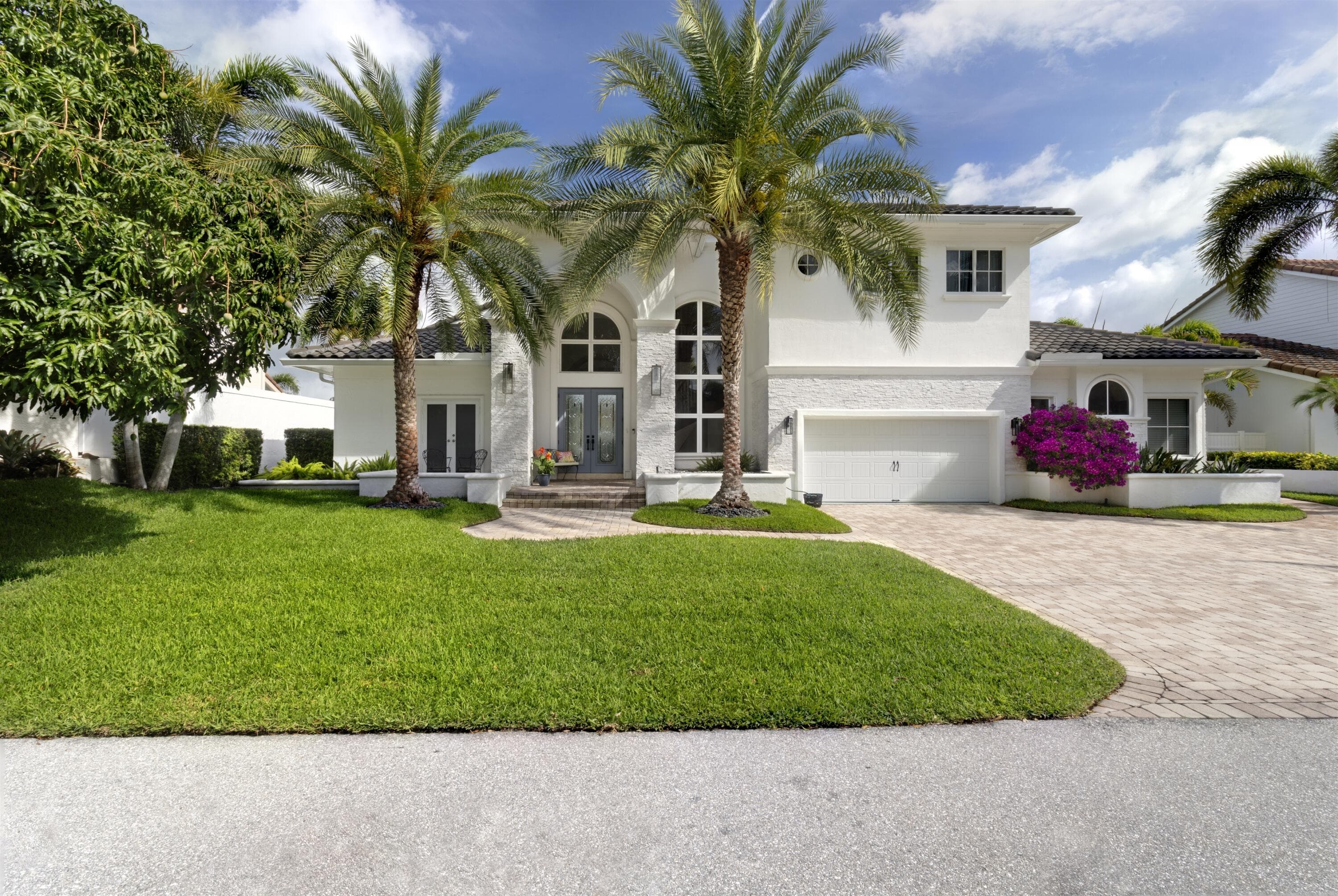 917 Iris Drive, Delray Beach, FL 33483 — photo 3 of 54