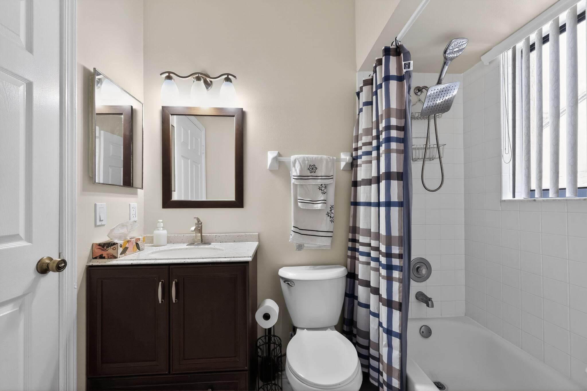 4 Vía De Casas Sur 202, Boynton Beach, FL 33426 — photo 25 of 30