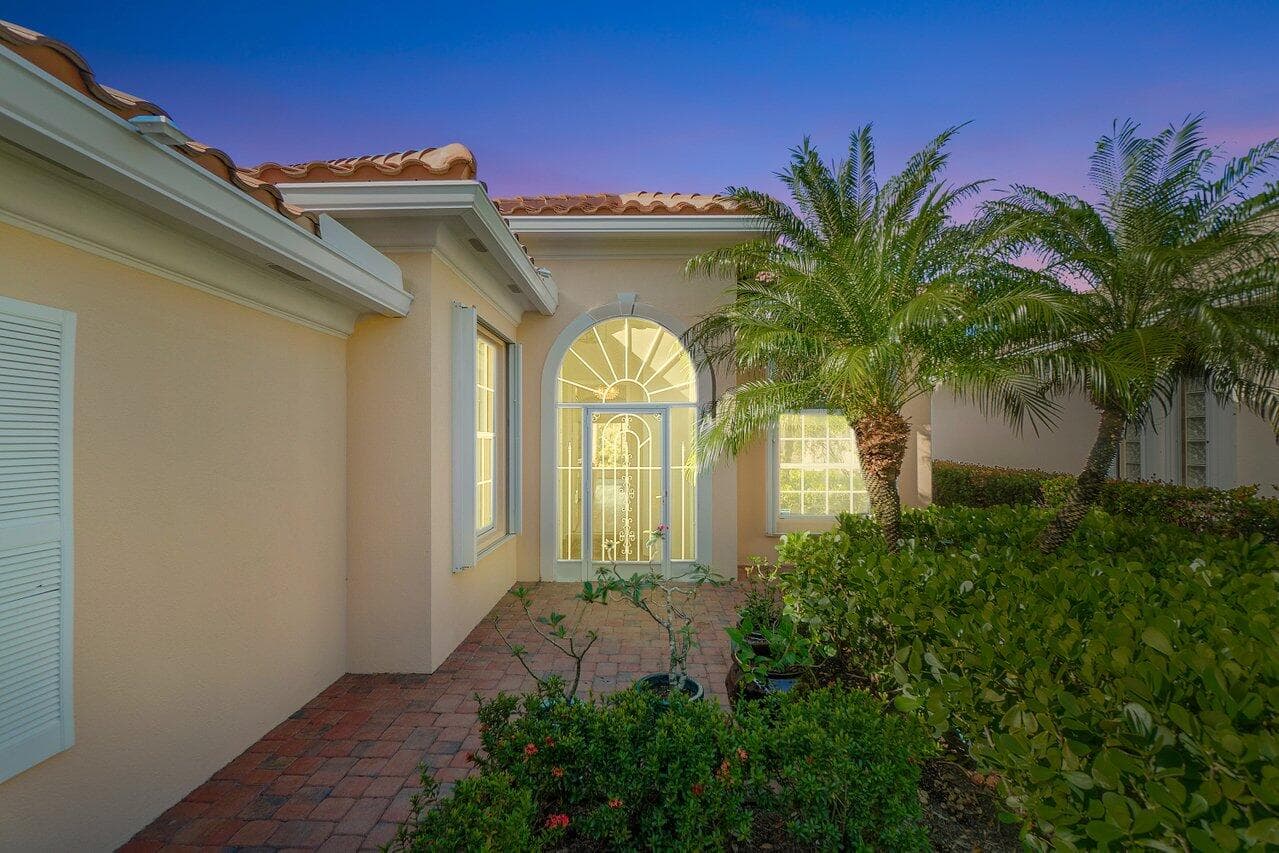 8338 SE Angelina Court, Hobe Sound, FL 33455 — photo 2 of 41