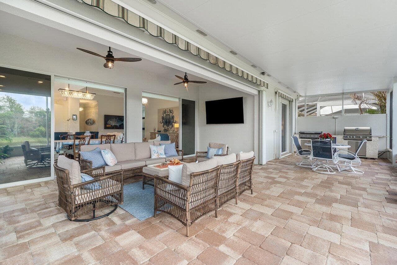 8338 SE Angelina Court, Hobe Sound, FL 33455 — photo 25 of 41
