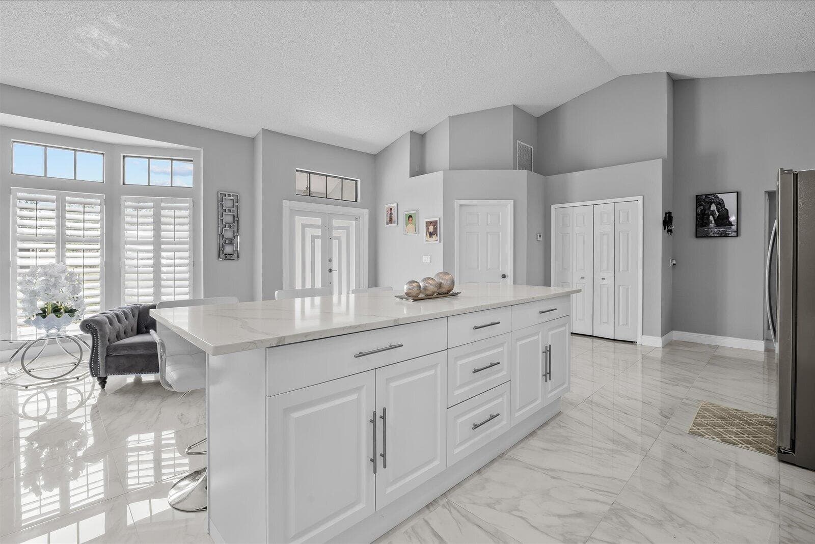 471 NW Sherbrooke Avenue, Port St. Lucie, FL 34983 — photo 11 of 39