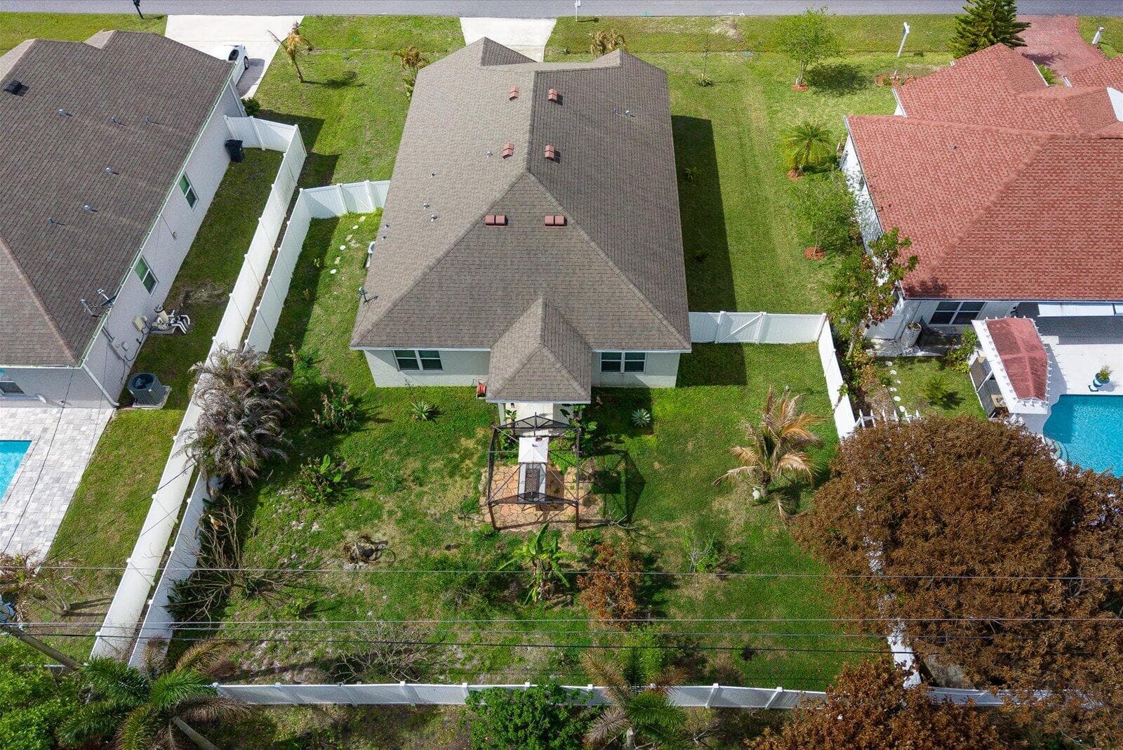 1749 SW Alberca Lane, Port St. Lucie, FL 34953 — photo 6 of 34