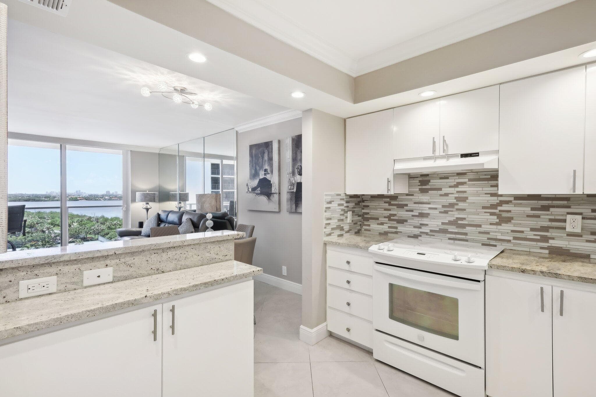 5440 N Ocean Drive 903, Singer Island, FL 33404 — photo 25 of 44