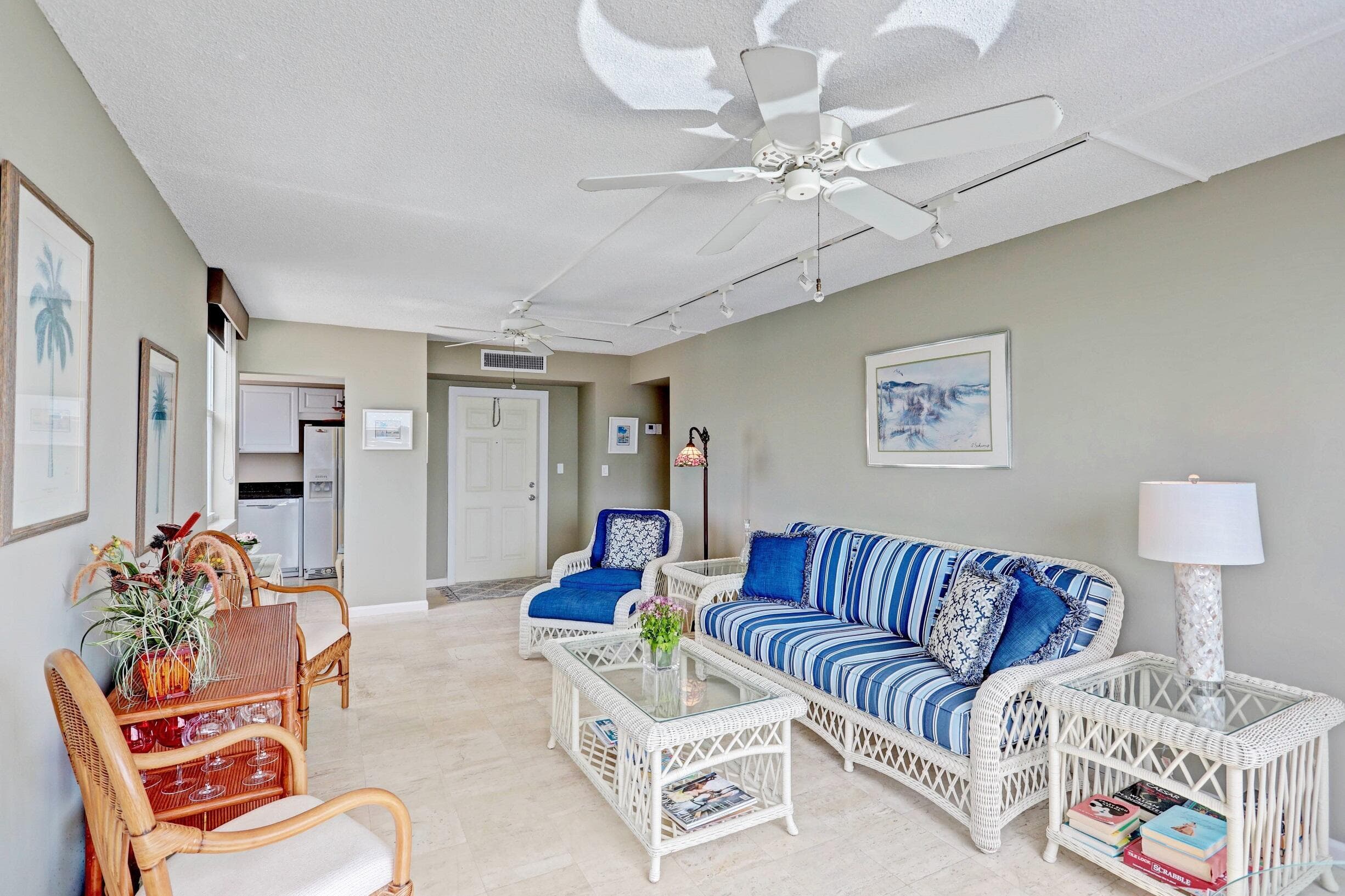 1820 New Palm Way 201, Boynton Beach, FL 33435 — photo 5 of 35